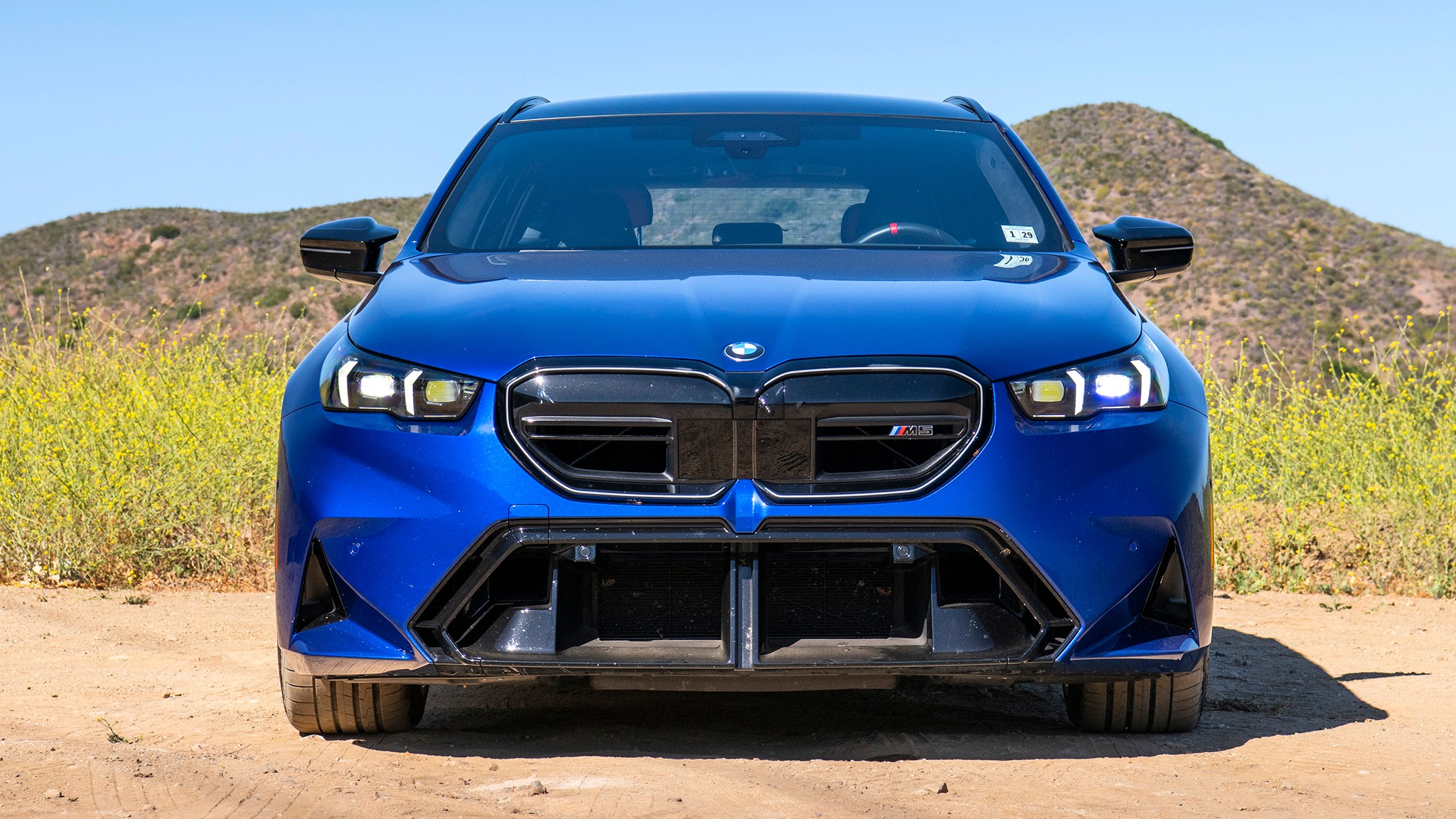 023 2025 BMW M5 Comparo