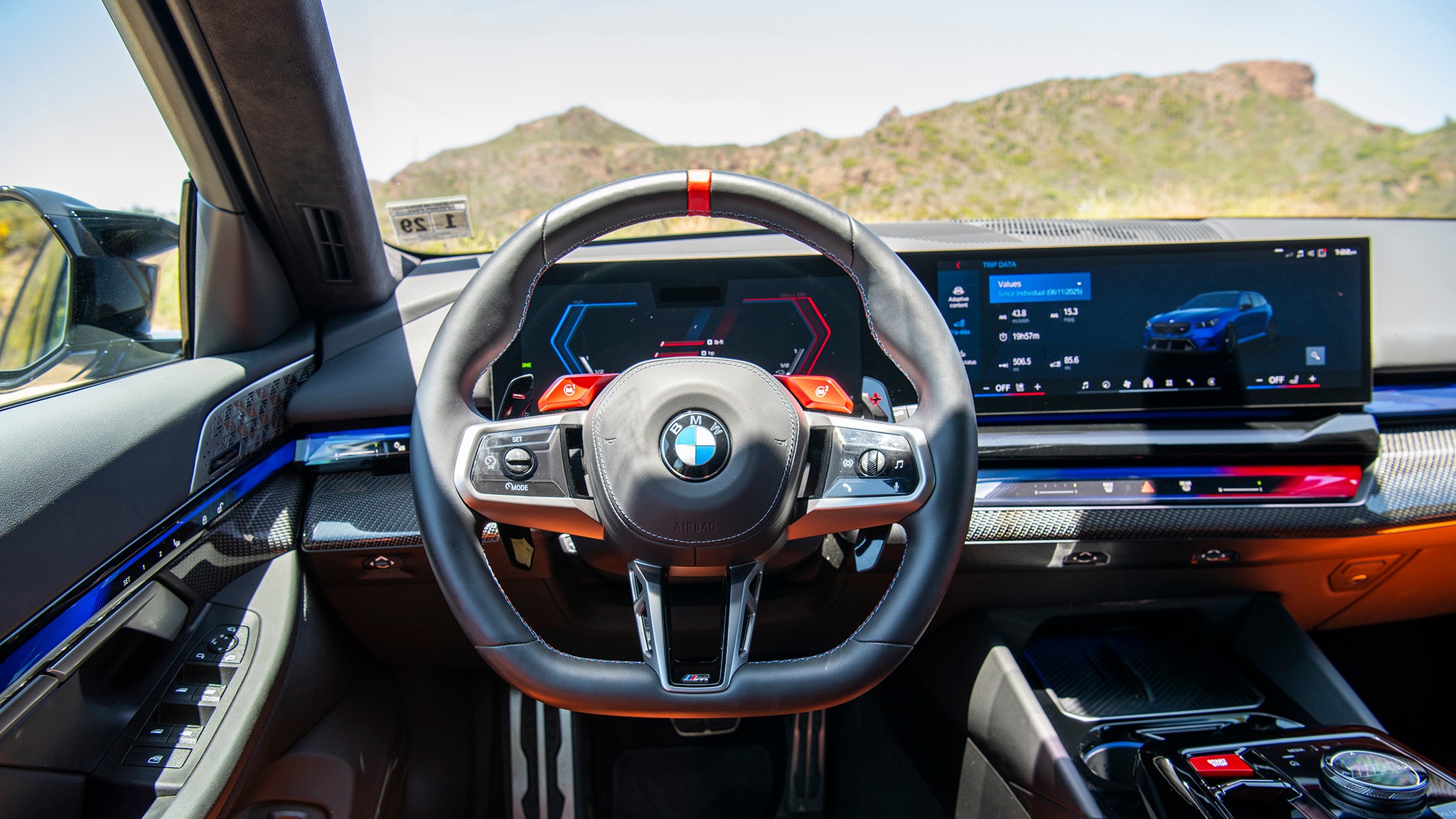 028 2025 BMW M5 Comparo