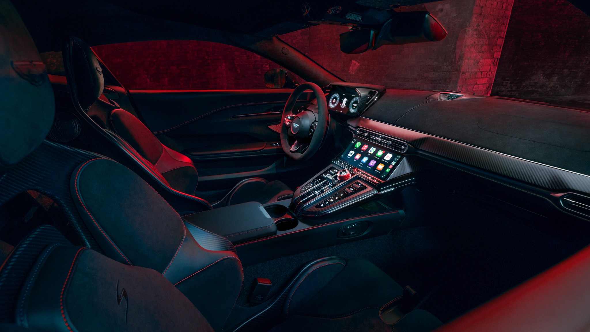 2026 Aston Martin Vantage S Sports Car 8