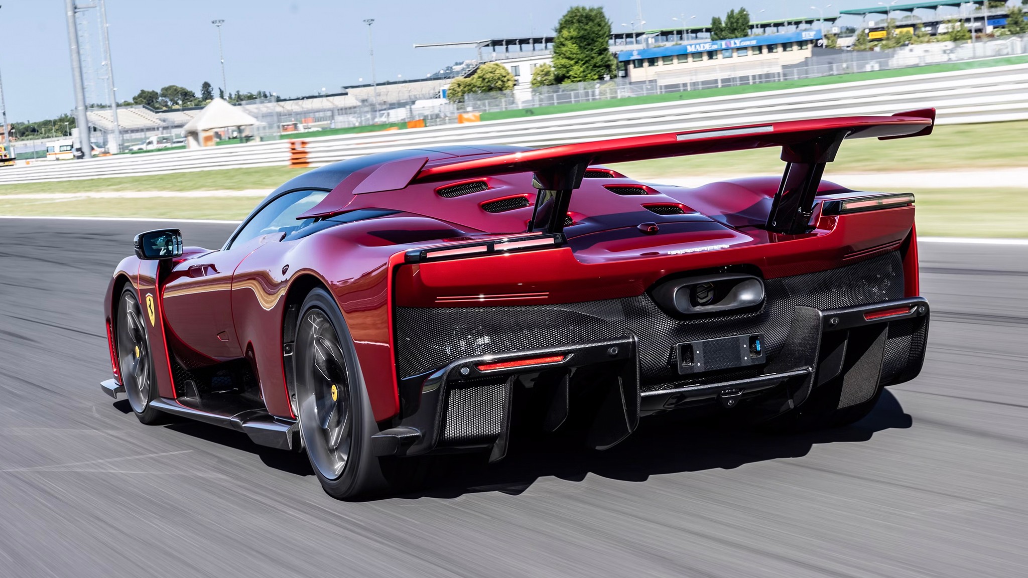 18 2026 Ferrari F80 race track