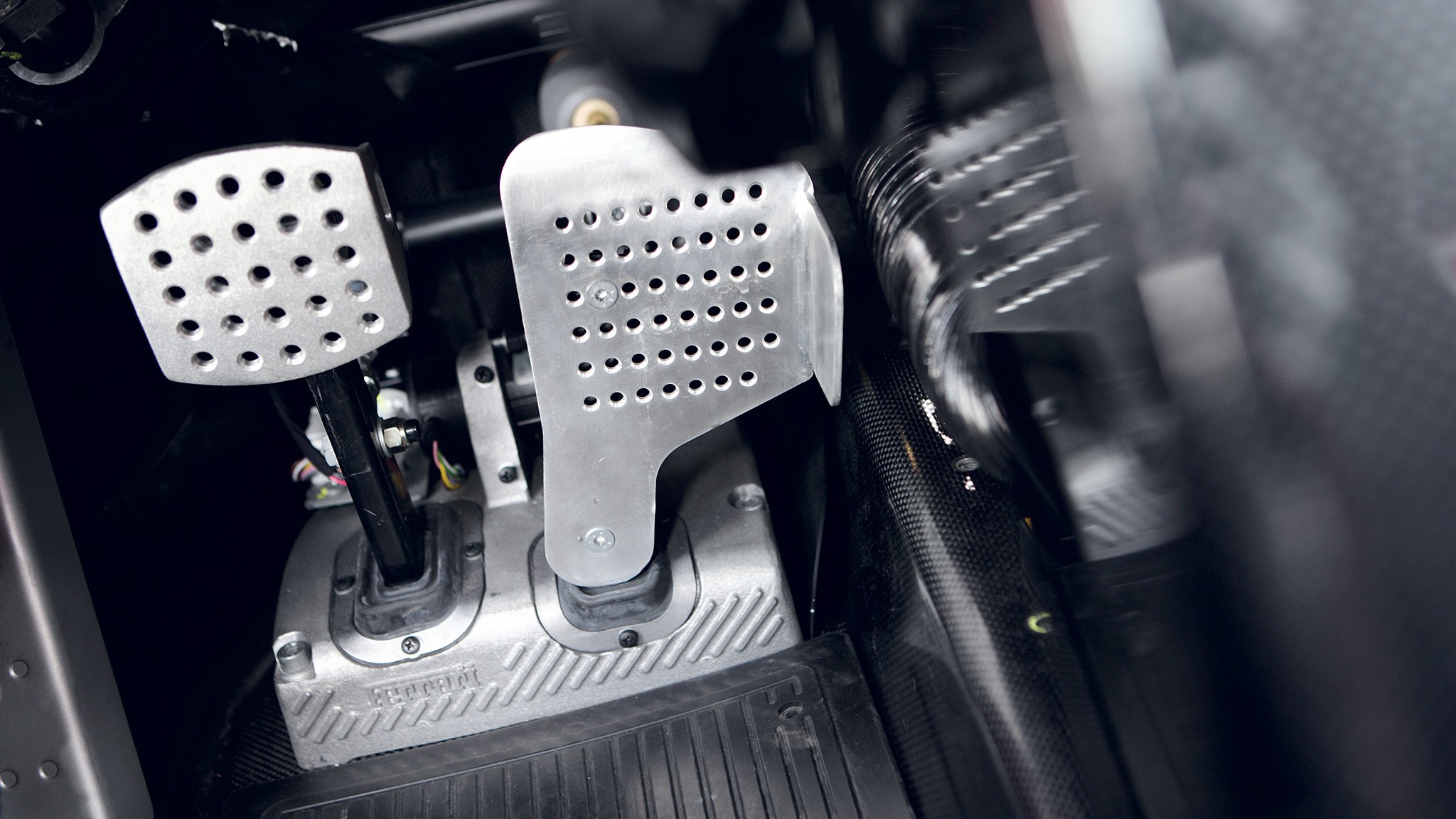 016 2006 ferrari fxx ride