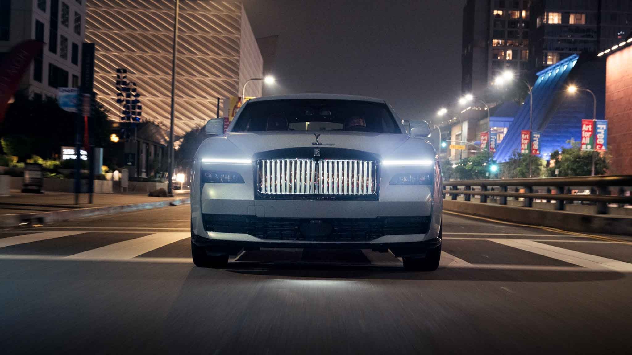 010 2025 Rolls Royce Spectre Black Badge Web