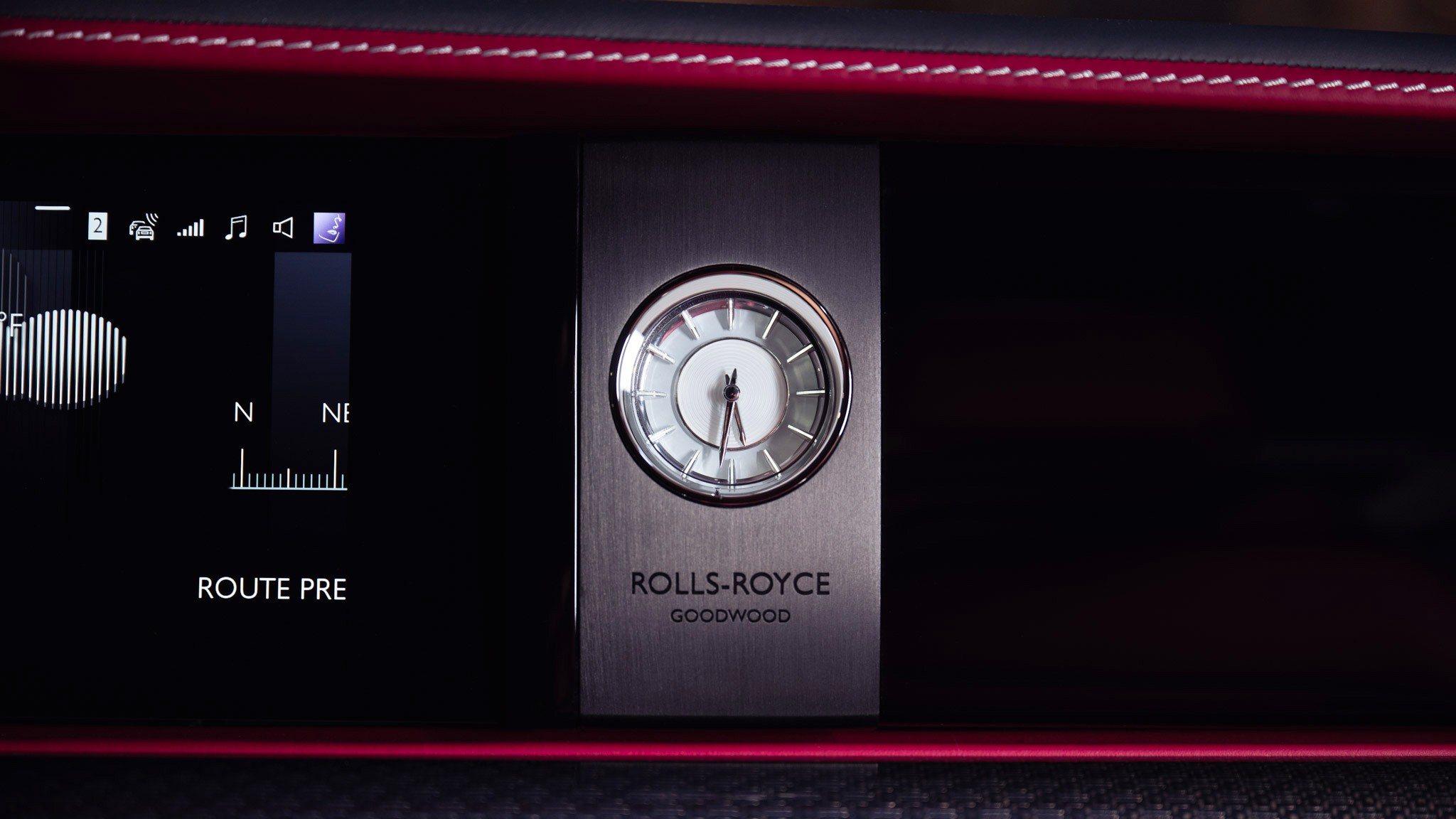 033 2025 Rolls Royce Spectre Black Badge Web