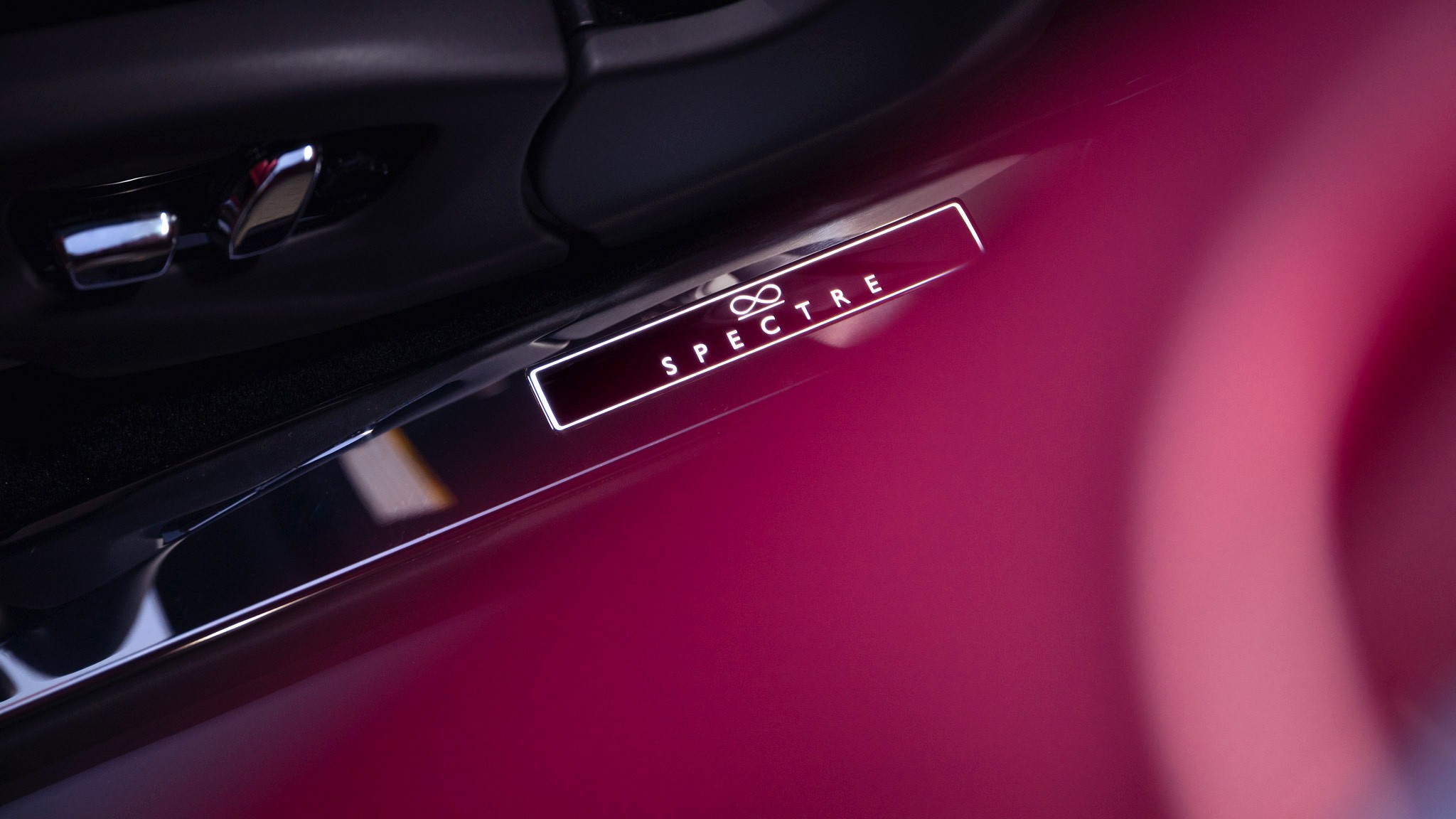 034 2025 Rolls Royce Spectre Black Badge Web