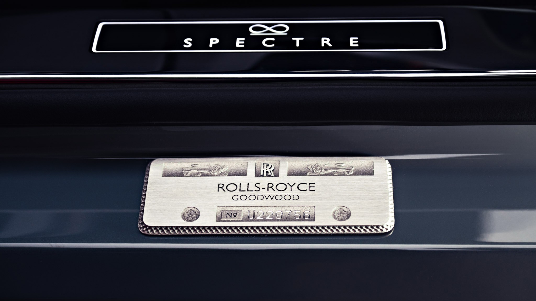 039 2025 Rolls Royce Spectre Black Badge Web