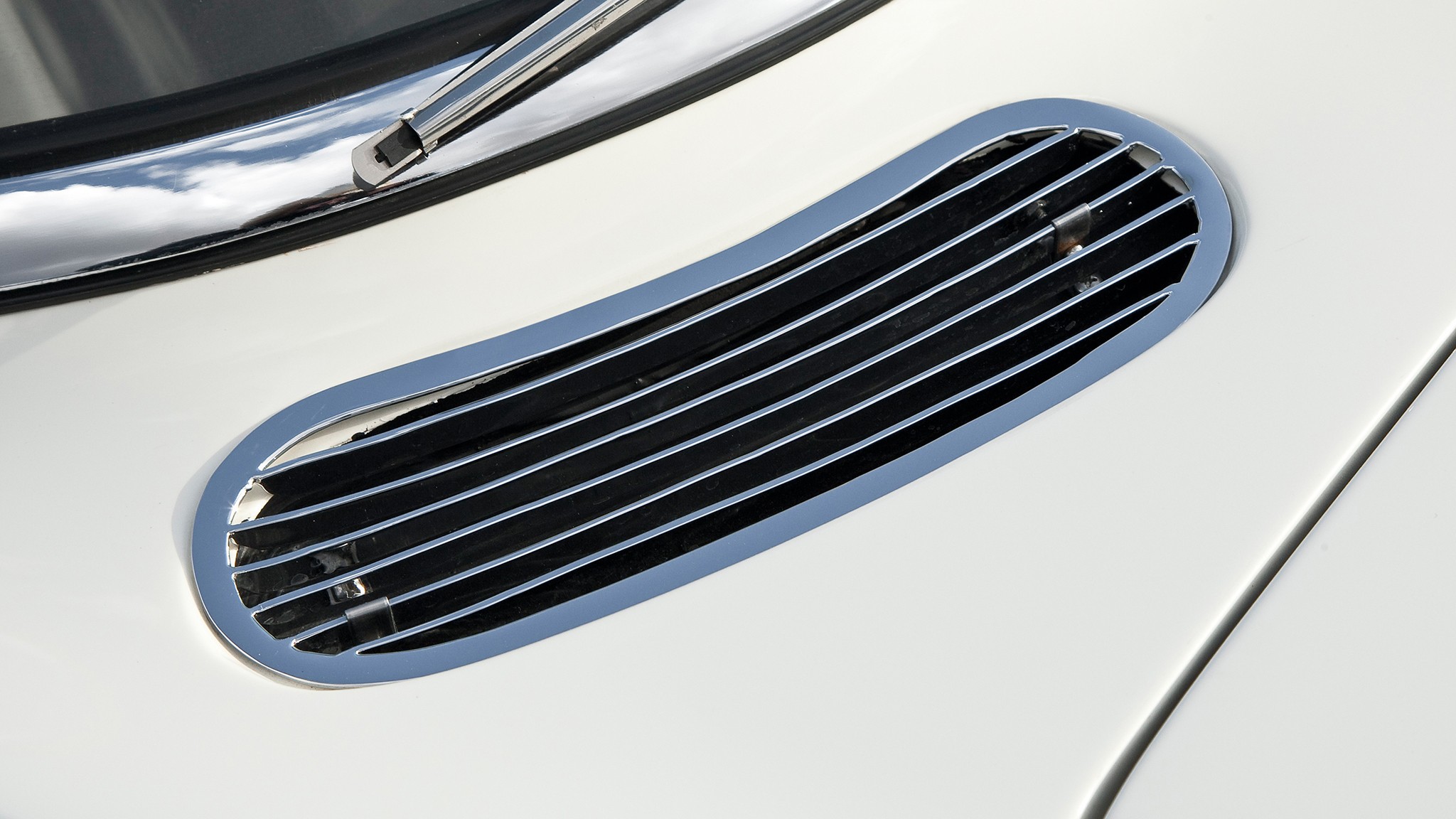 011  1965 lamborghini 3500 gtz