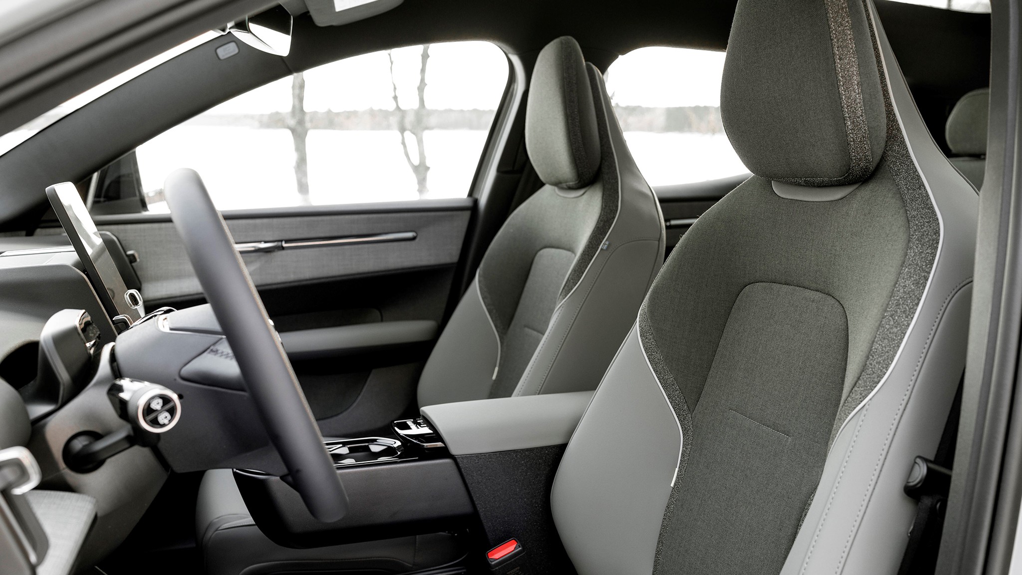 14 2026 Volvo EX30 Cross Country