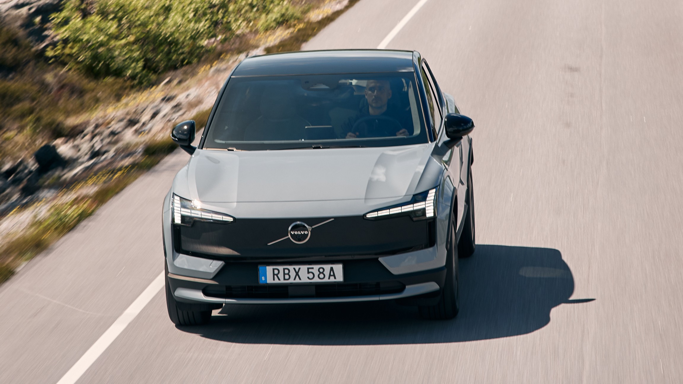 2026 Volvo EX30 Cross Country 19