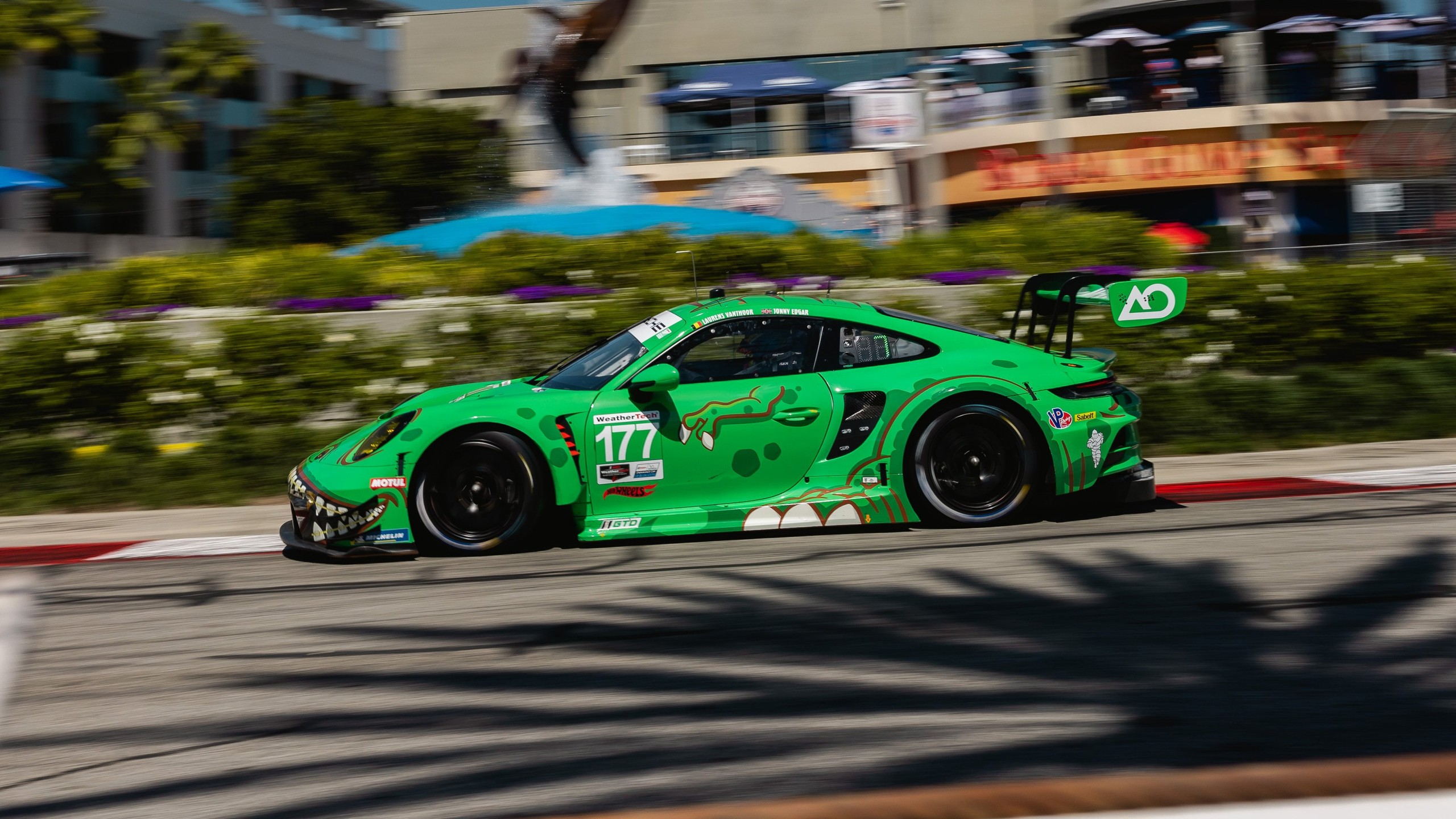 Porsche 911 GT3 R Rexy Side