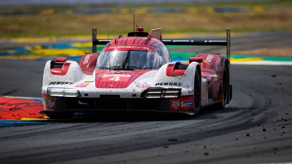 Porsche 963 Red White On Track