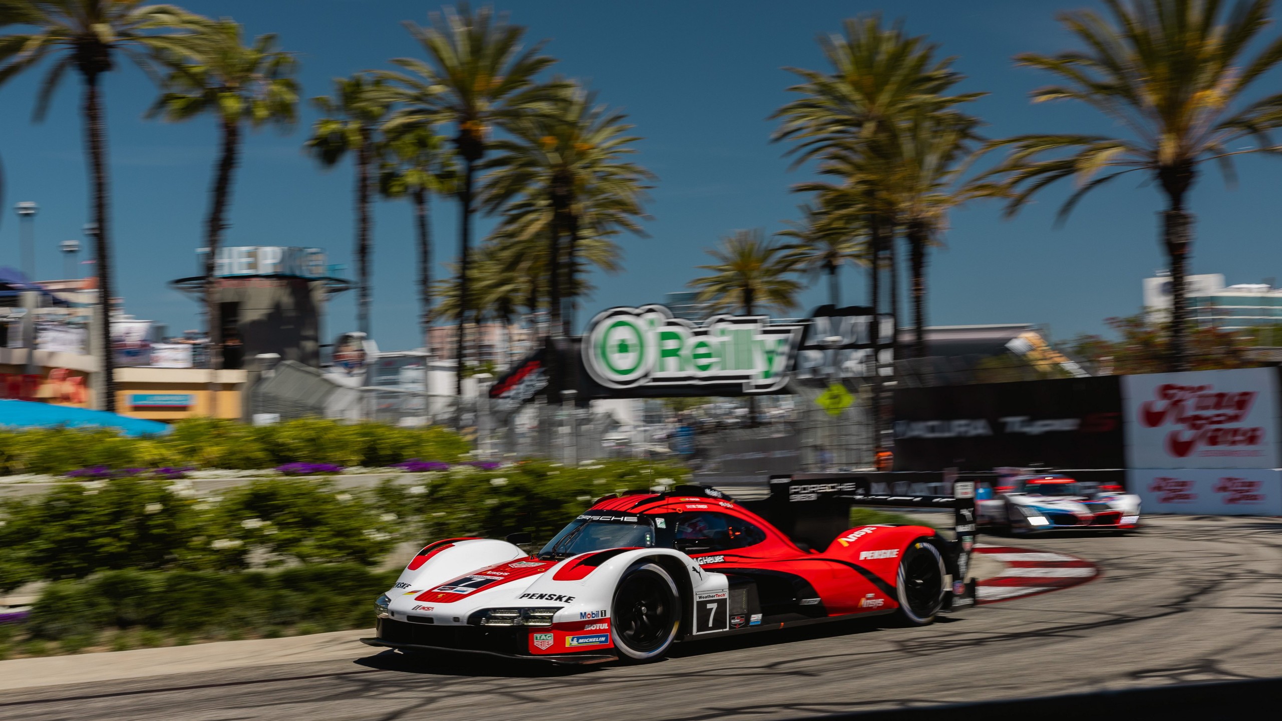 Porsche 963 Red White Side