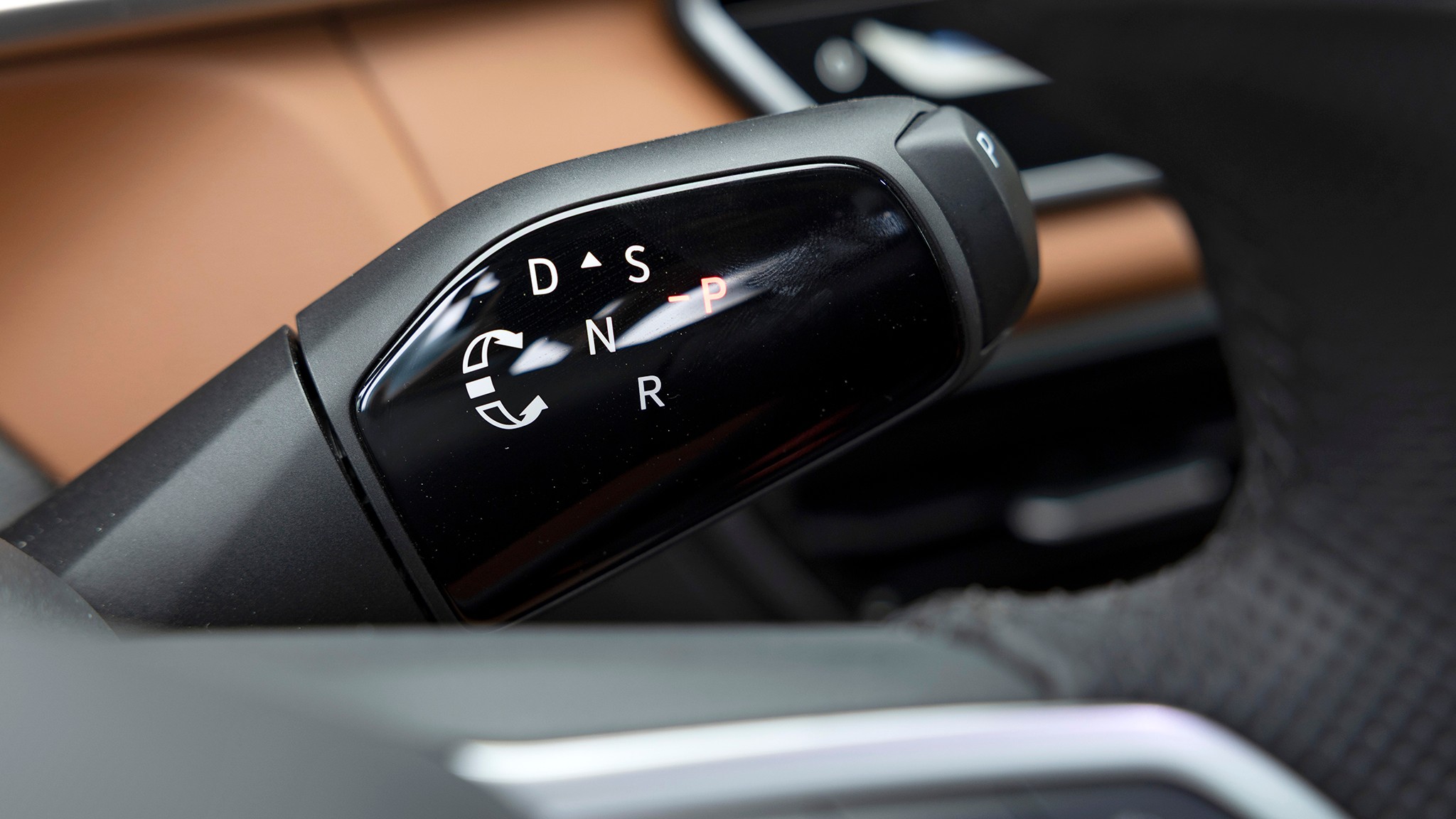 022 2025 Volkswagen Tiguan SEL R Line