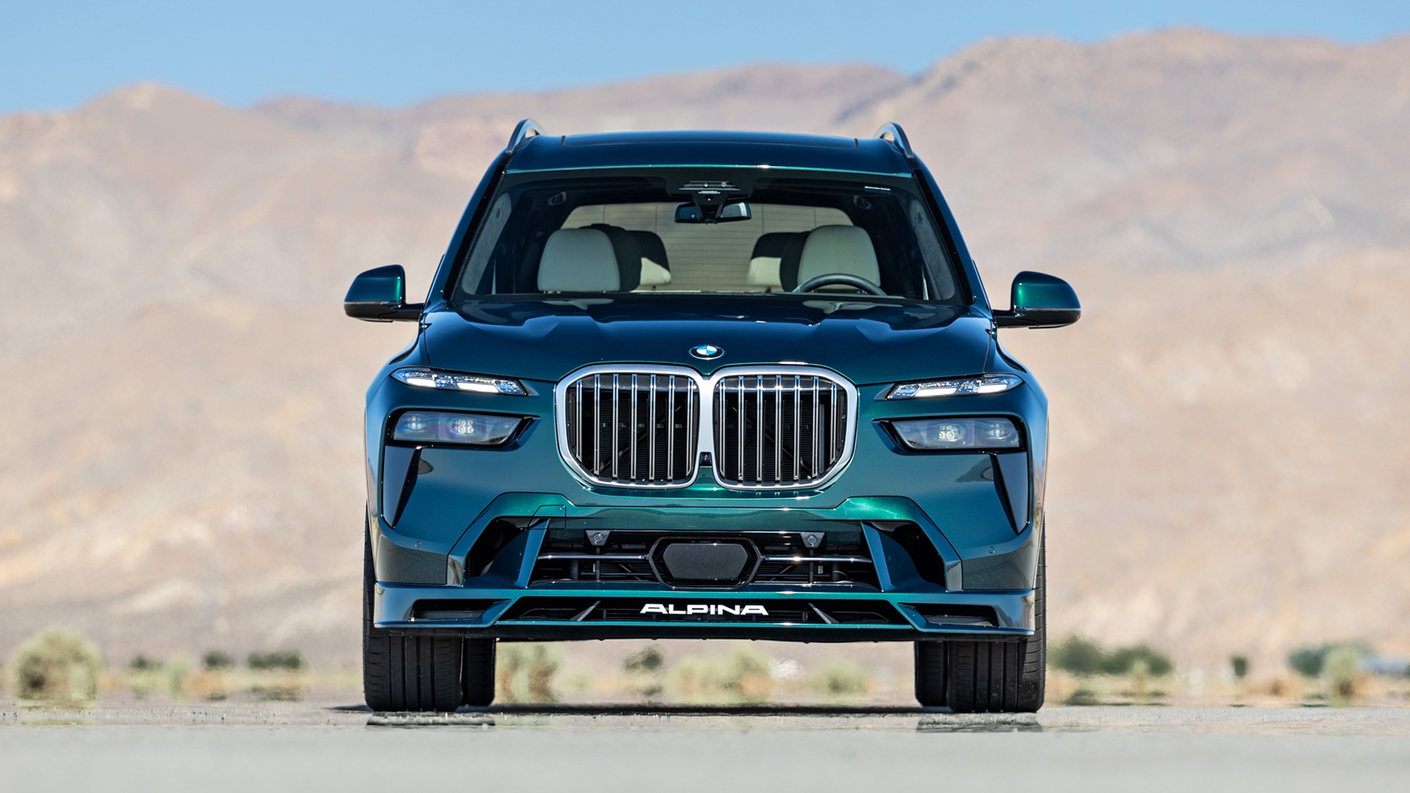 007 2025 BMW Alpina XB7