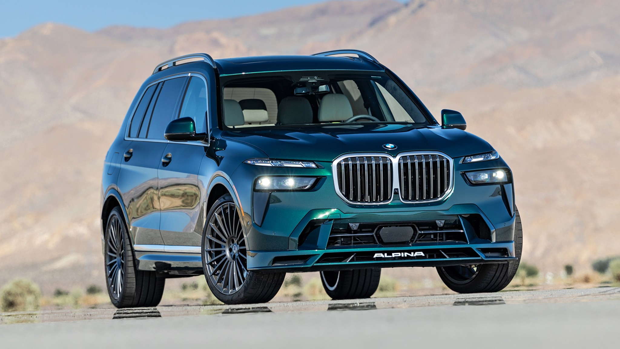 009 2025 BMW Alpina XB7
