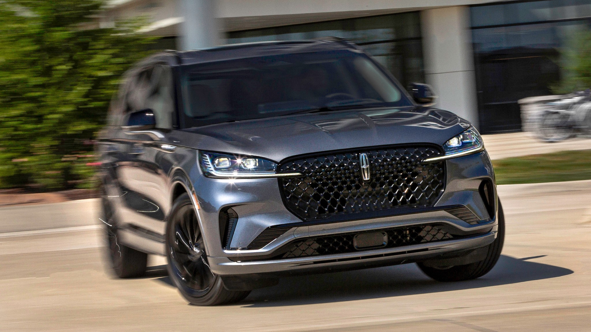 2 2026 Lincoln Aviator Reserve AWD front view