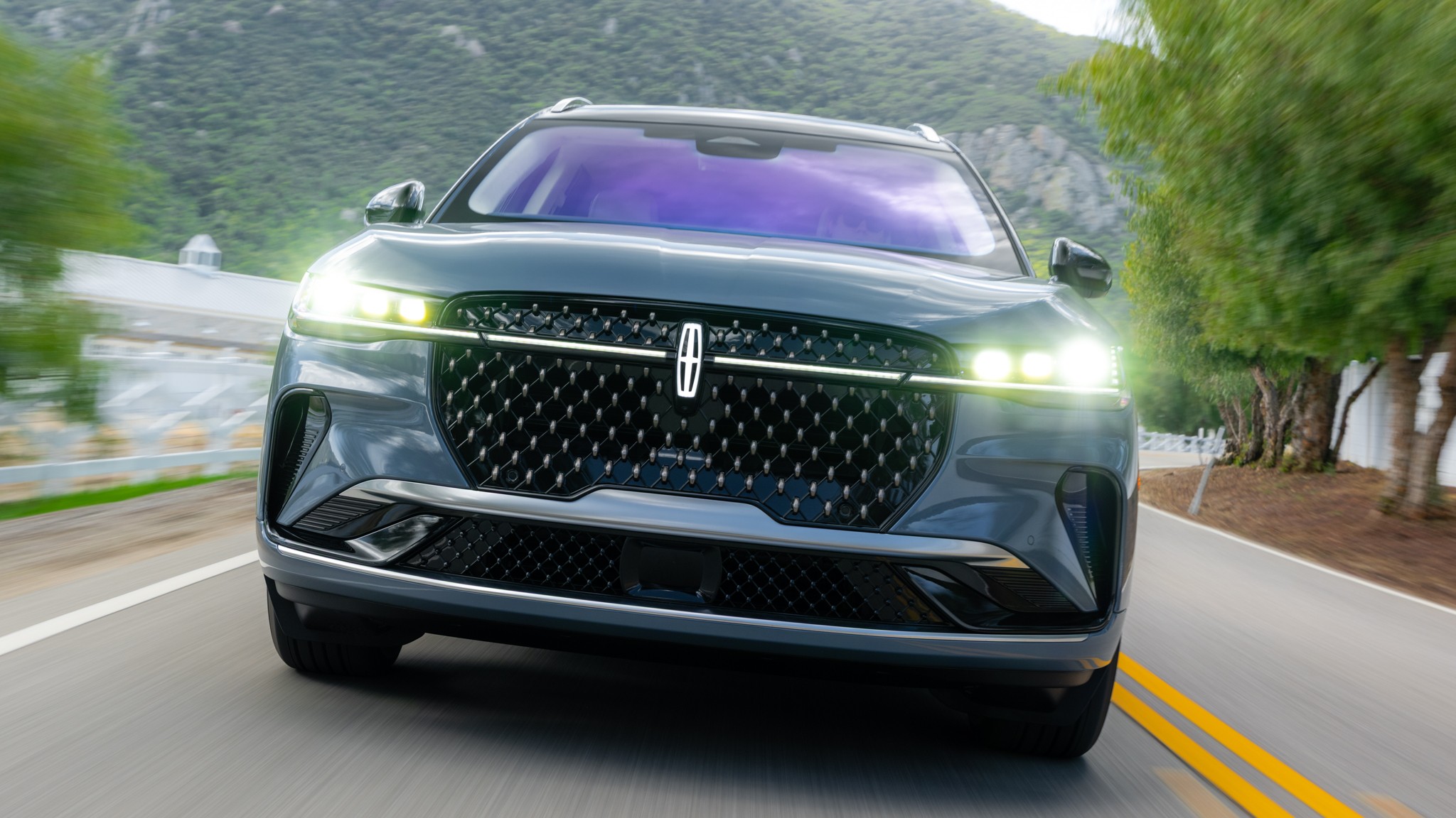 2 2026 Lincoln Nautilus front view