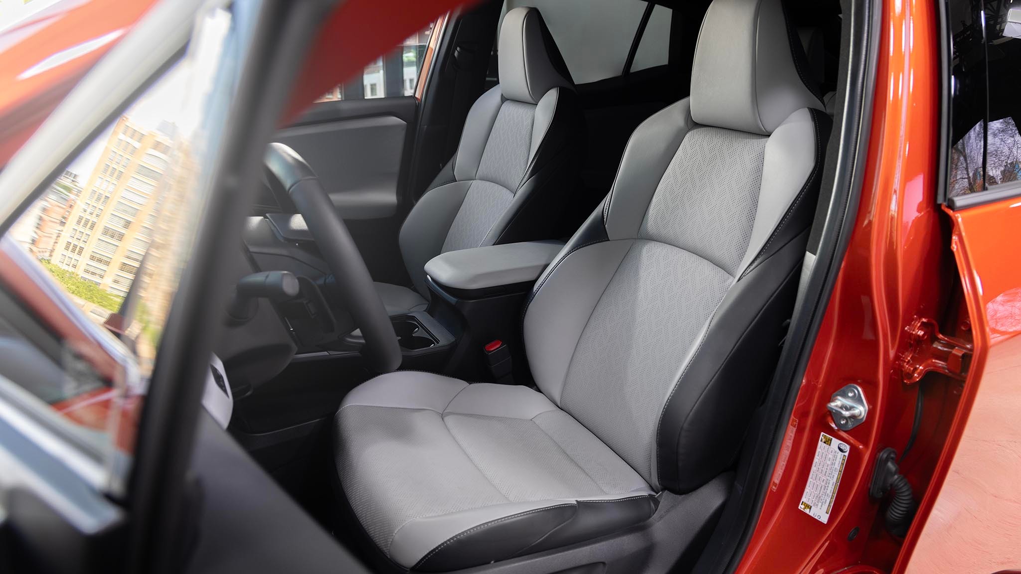 2025 Subaru Uncharted driver s seat in light beige and black