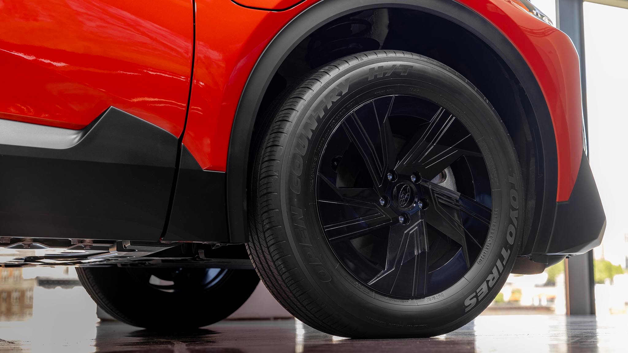 2025 Subaru Uncharted front wheel and tire