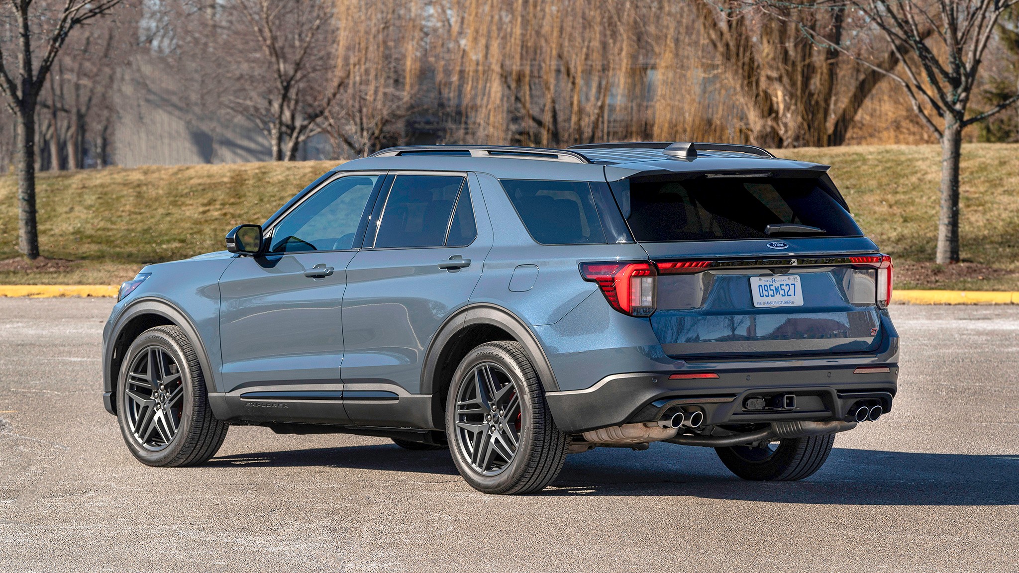 011 2025 Ford Explorer ST