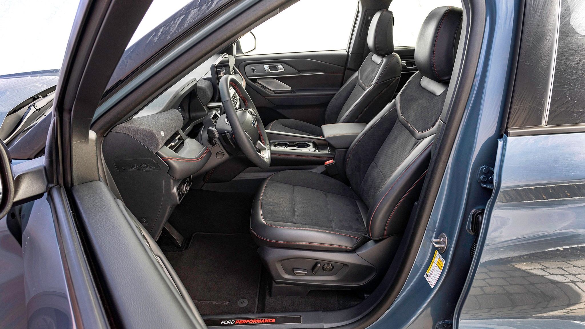 017 2025 Ford Explorer ST