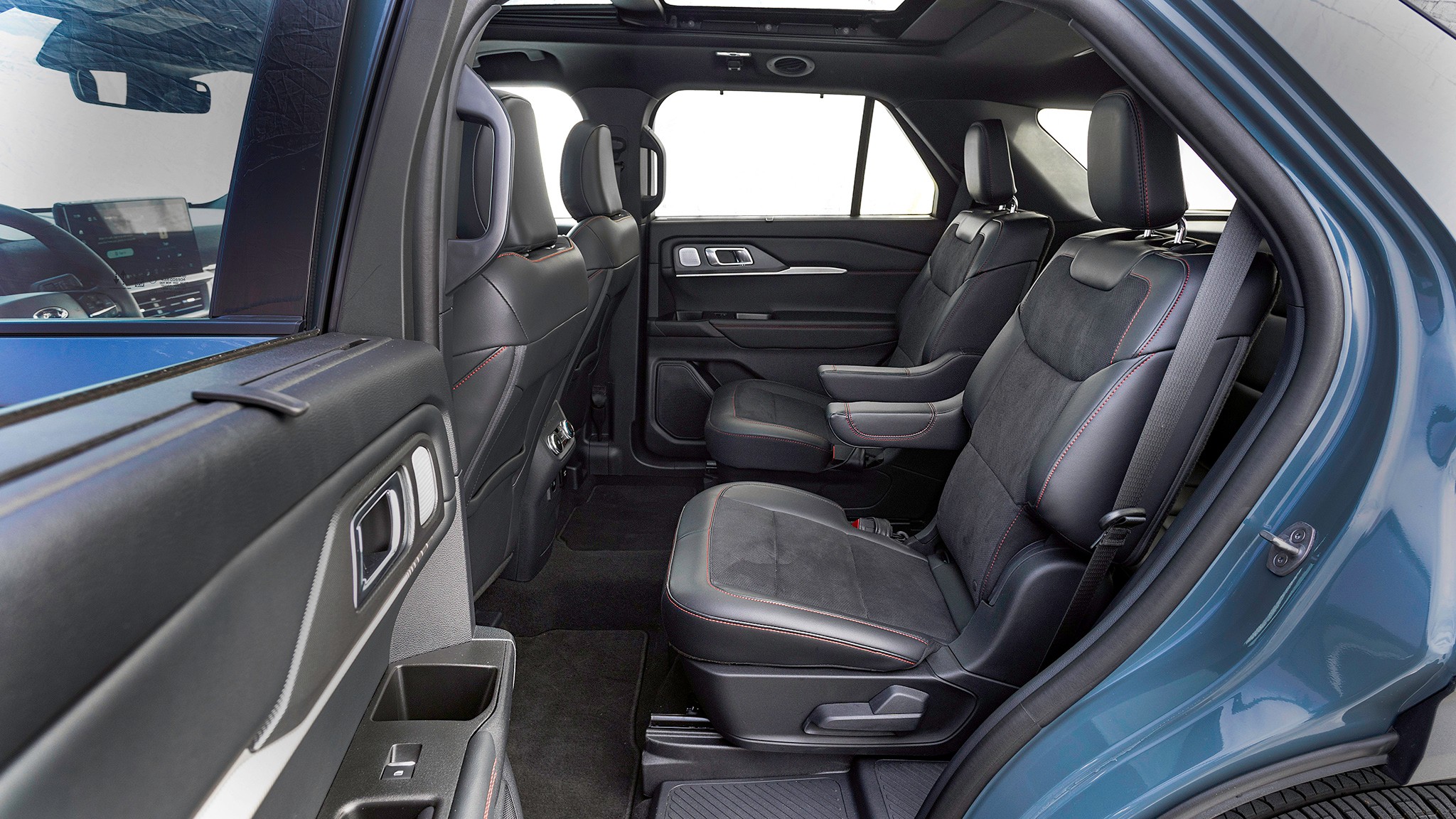 018 2025 Ford Explorer ST