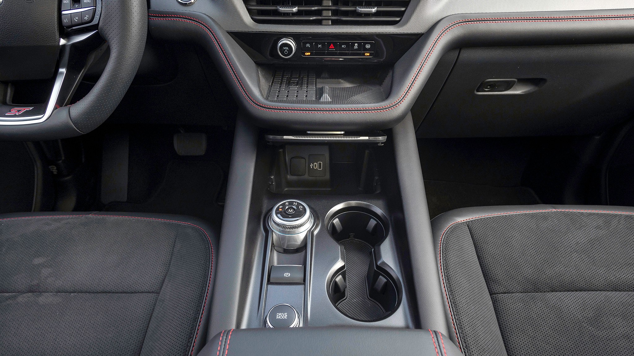 024 2025 Ford Explorer ST