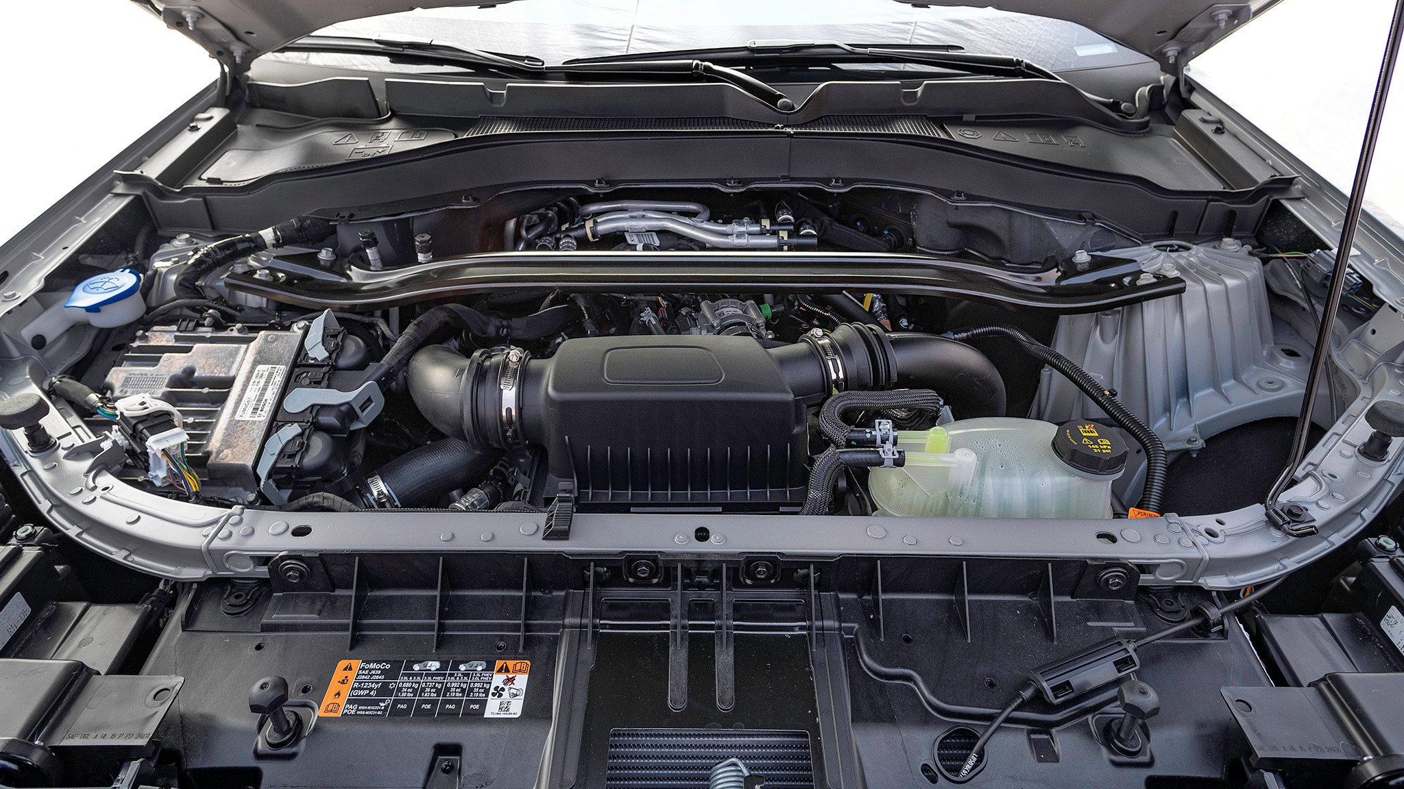 030 2025 Ford Explorer ST