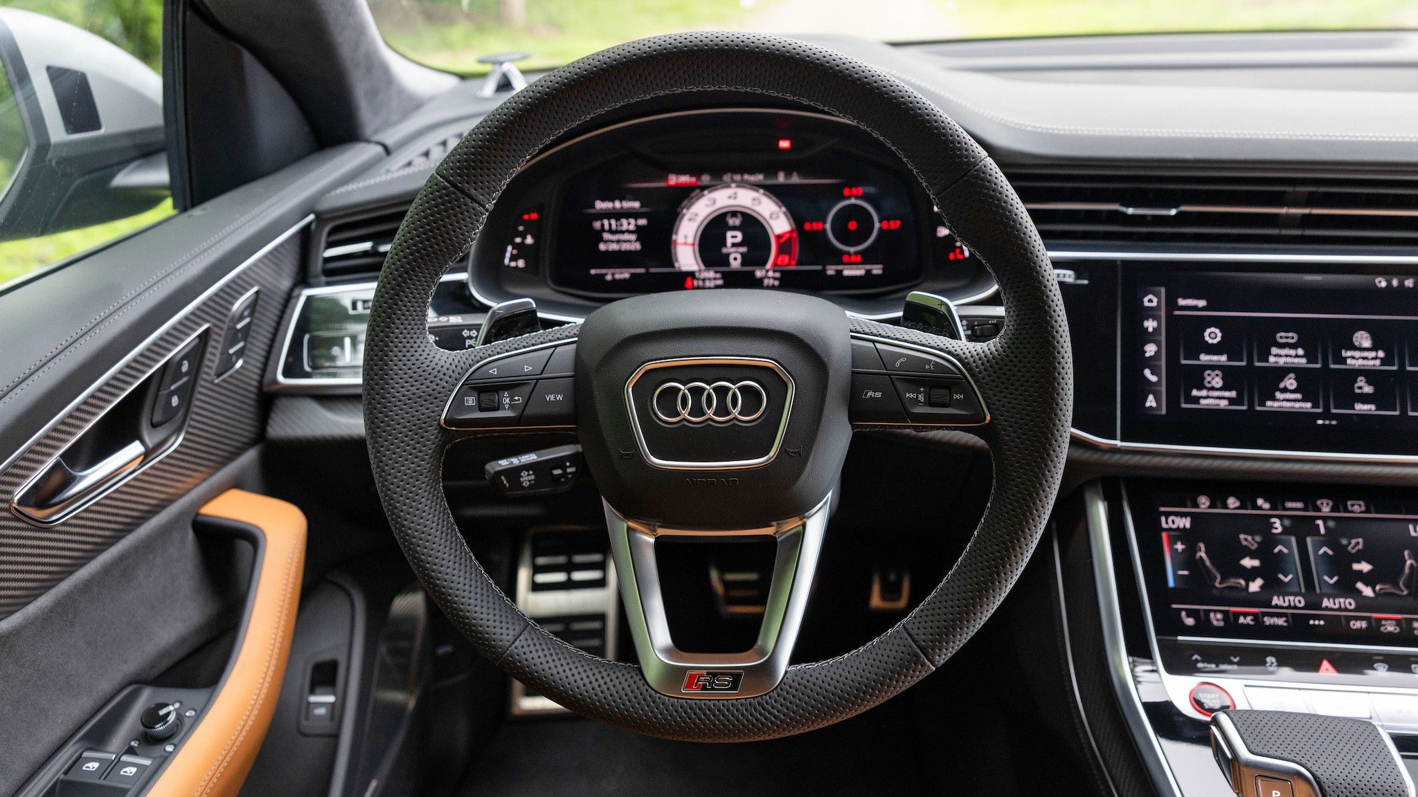 16 2025 Audi RS Q8 Performance KL