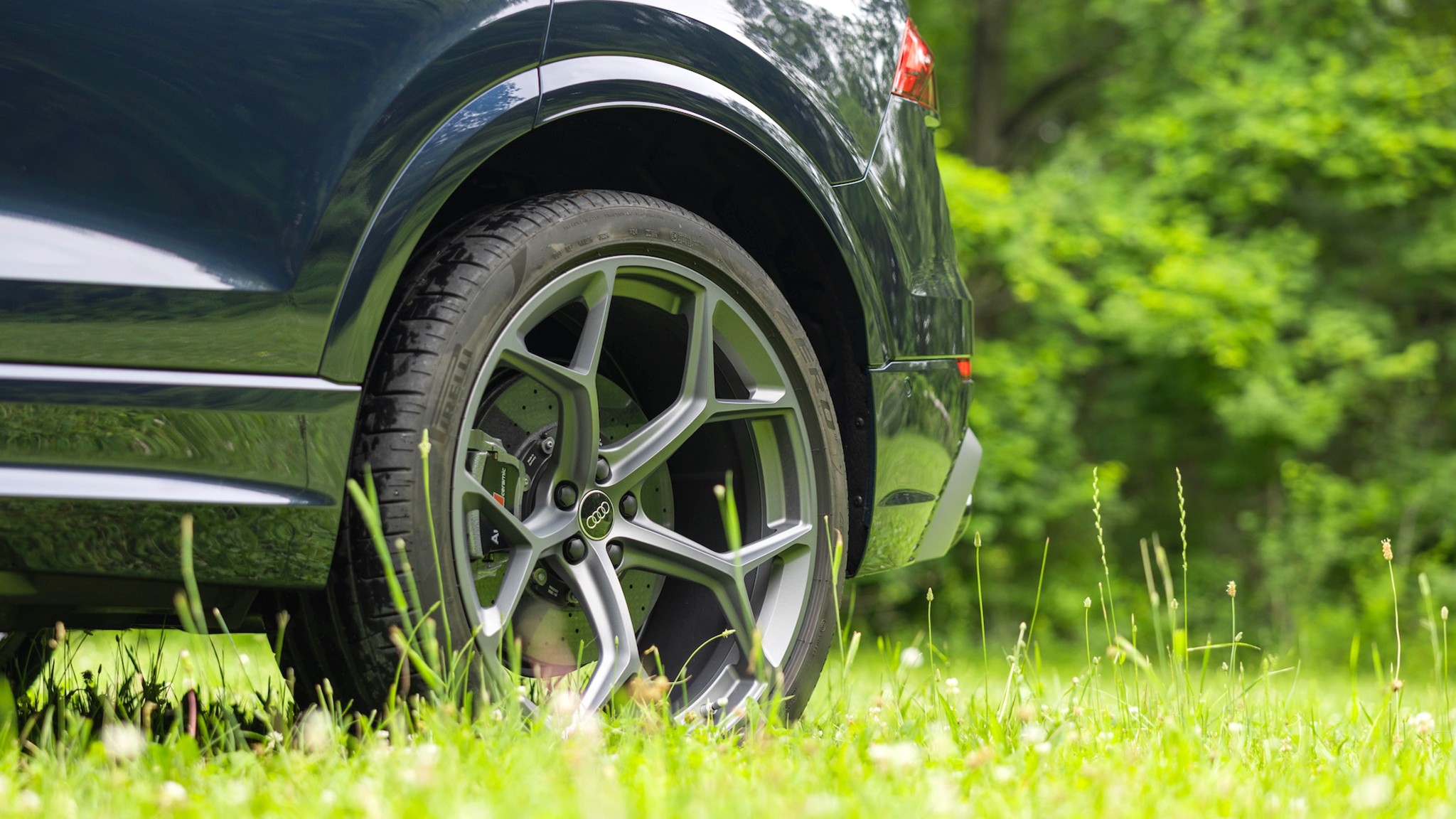 32 2025 Audi RS Q8 Performance KL