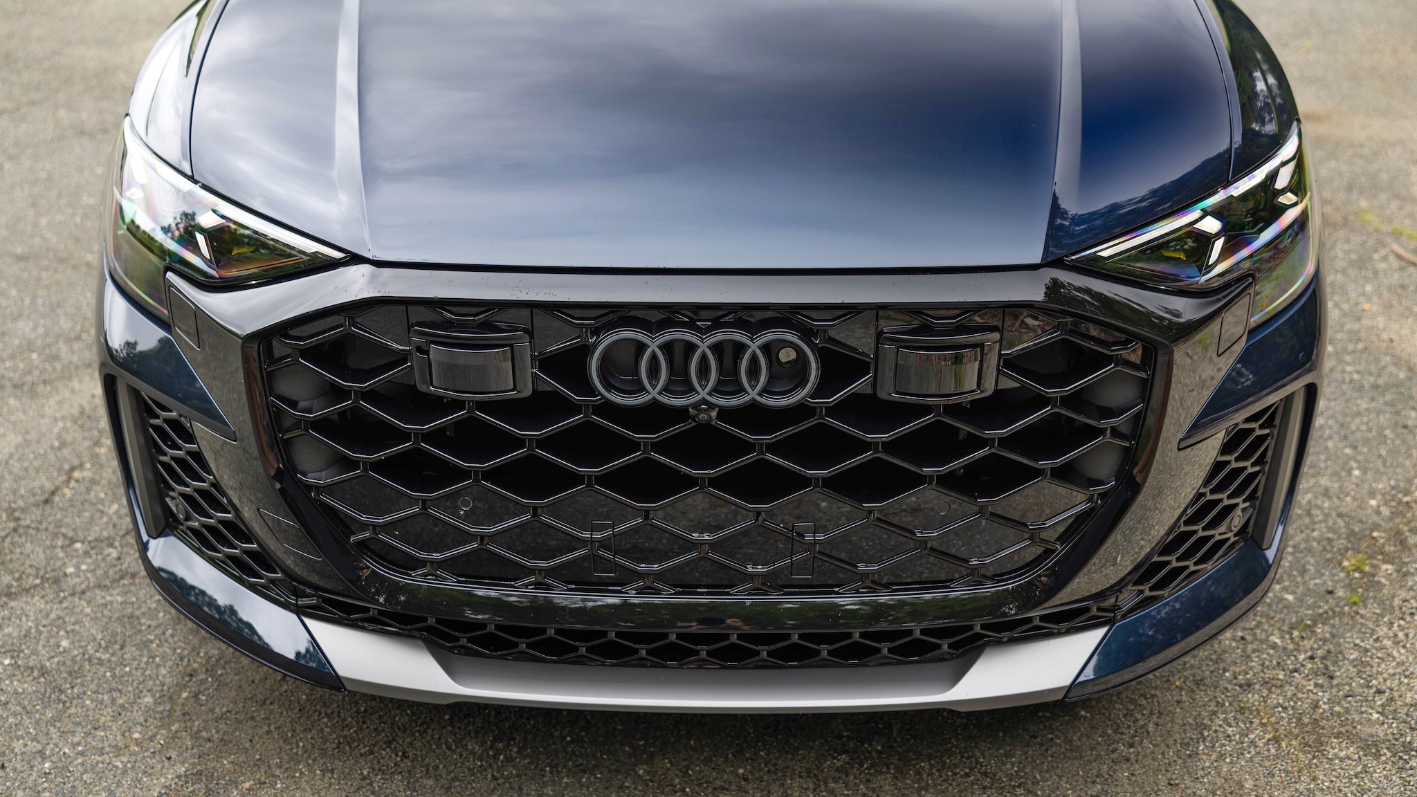 38 2025 Audi RS Q8 Performance KL