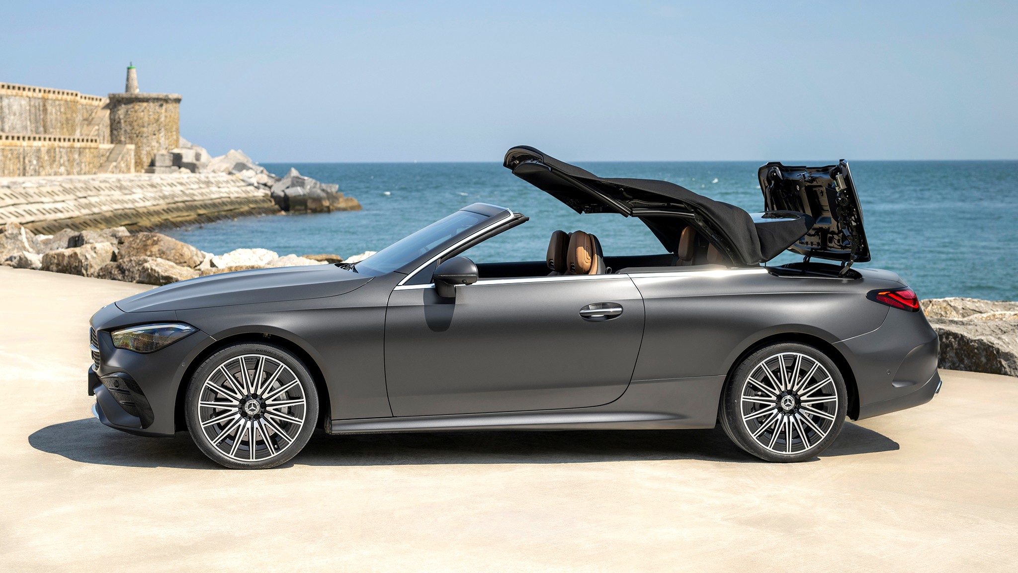 19 2025 Mercedes Benz AMG CLE53 Cabriolet first drive