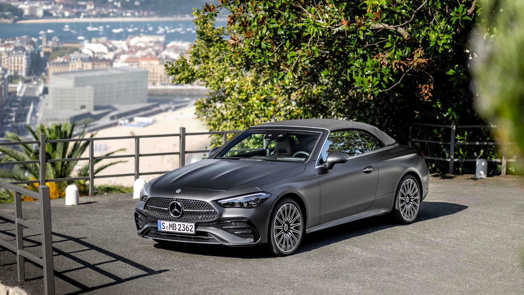 6 2025 Mercedes Benz AMG CLE53 Cabriolet first drive