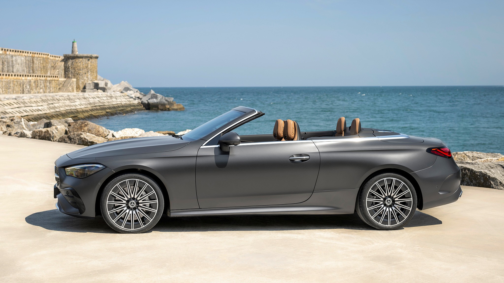 16 2025 Mercedes Benz AMG CLE53 Cabriolet first drive
