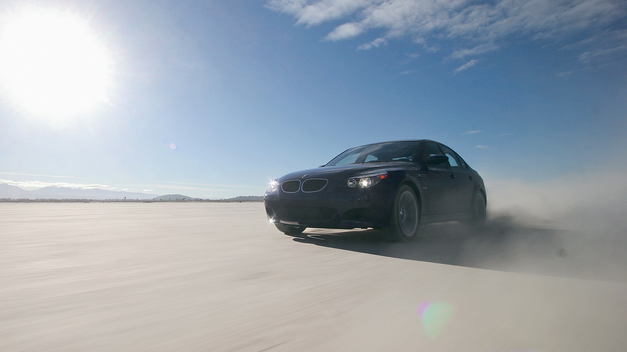 008 2006 bmw m5 vs mercedes benz cls55 amg