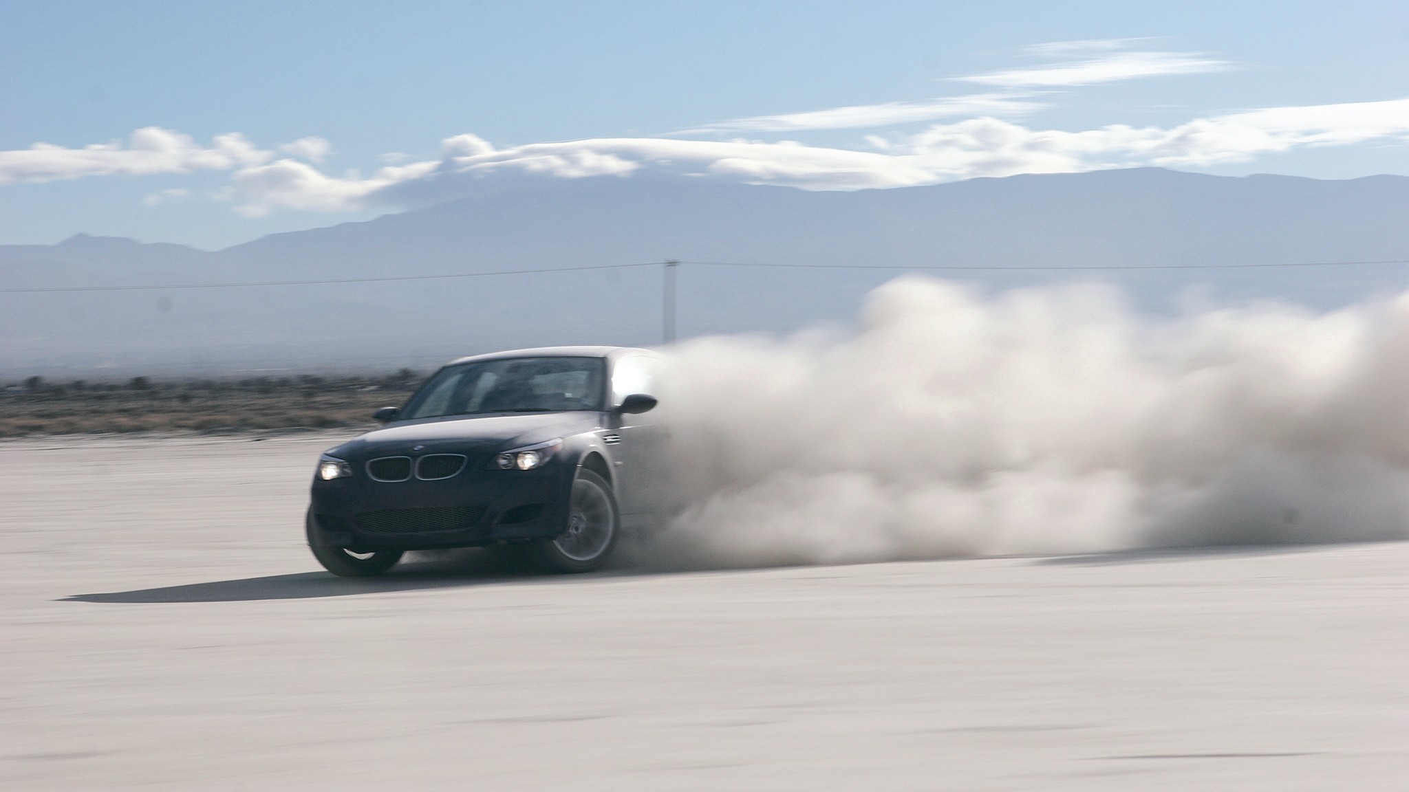 010 2006 bmw m5 vs mercedes benz cls55 amg