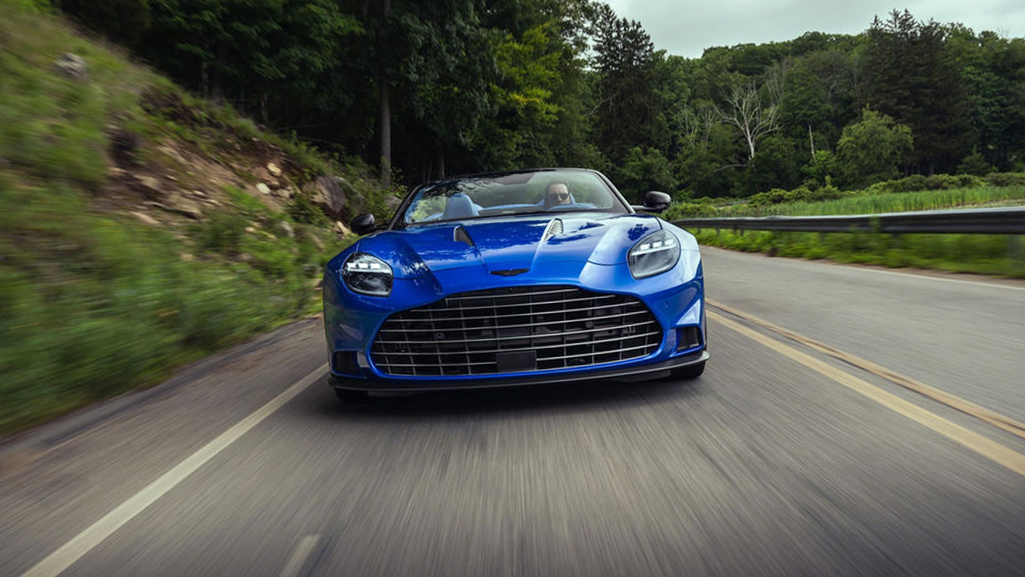 2 2026 Aston Martin Vanquish Volante Morpheus Blue fd