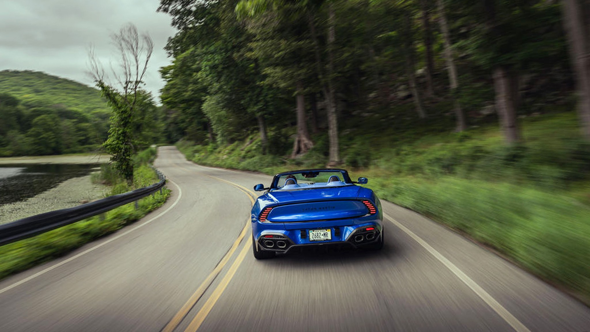 5 2026 Aston Martin Vanquish Volante Morpheus Blue fd