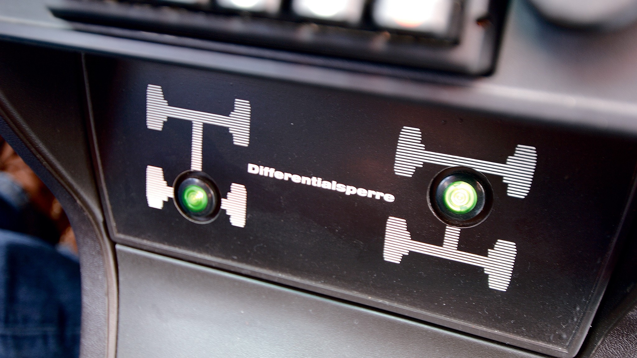 013 1982 audi quattro