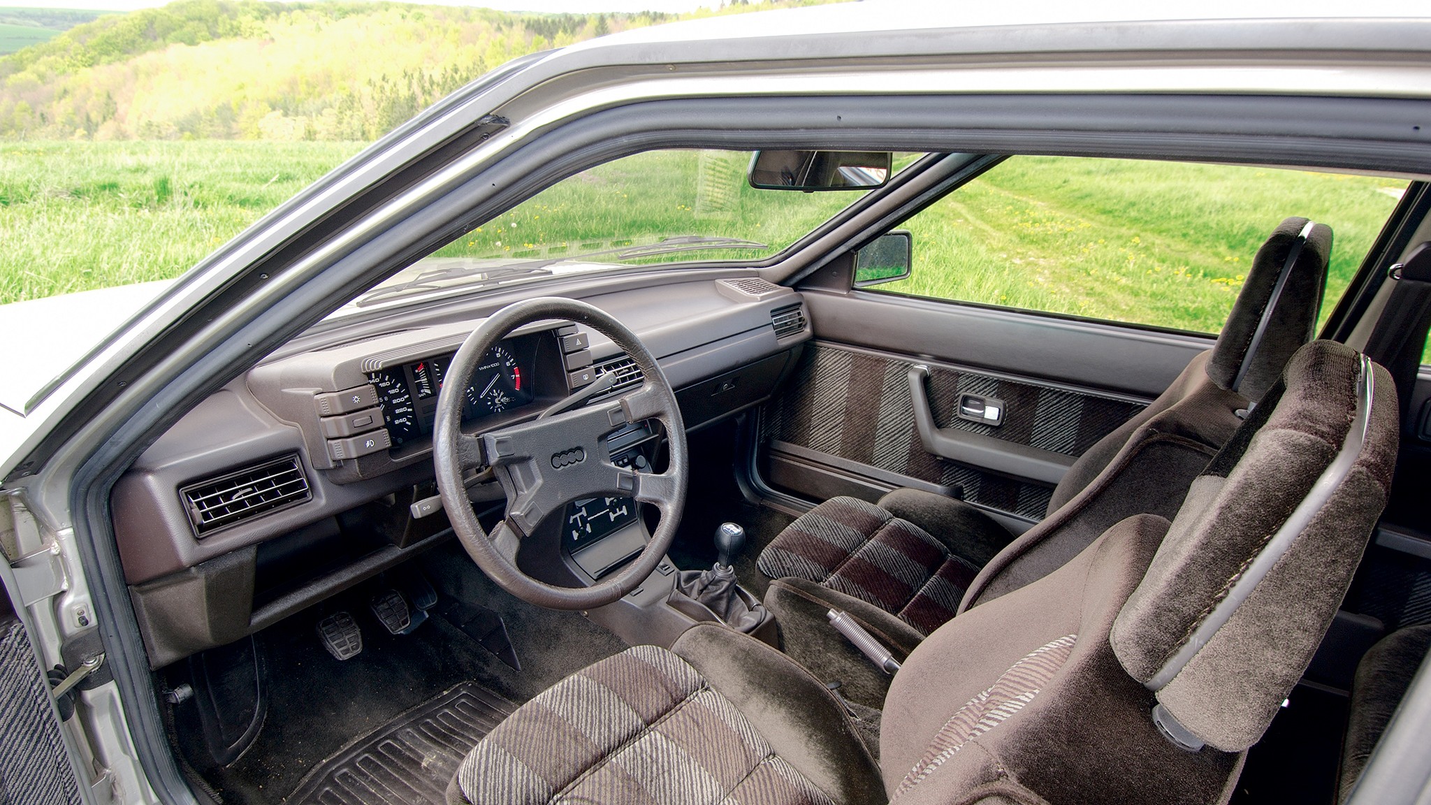 014 1982 audi quattro