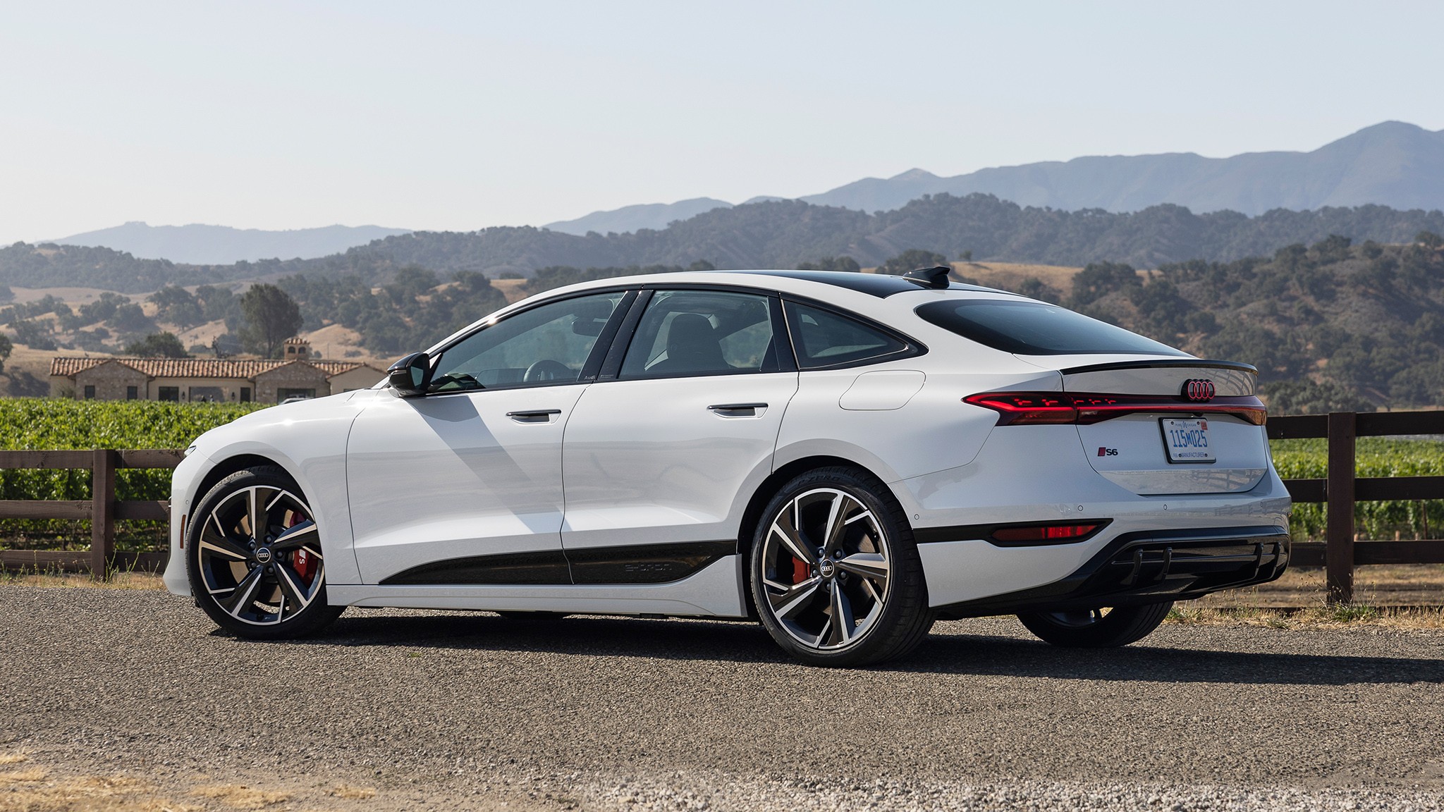 2025 audi s6 e glacier white 10