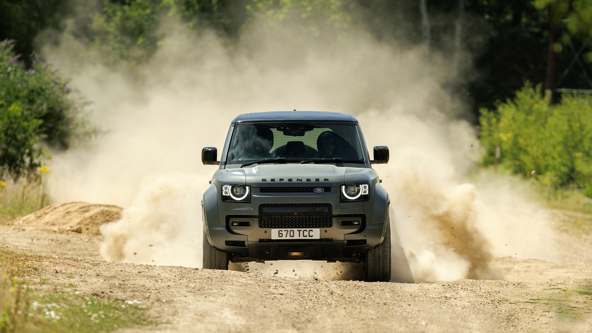 006 2026 Land Rover Defender OCTA Goodwood 2025