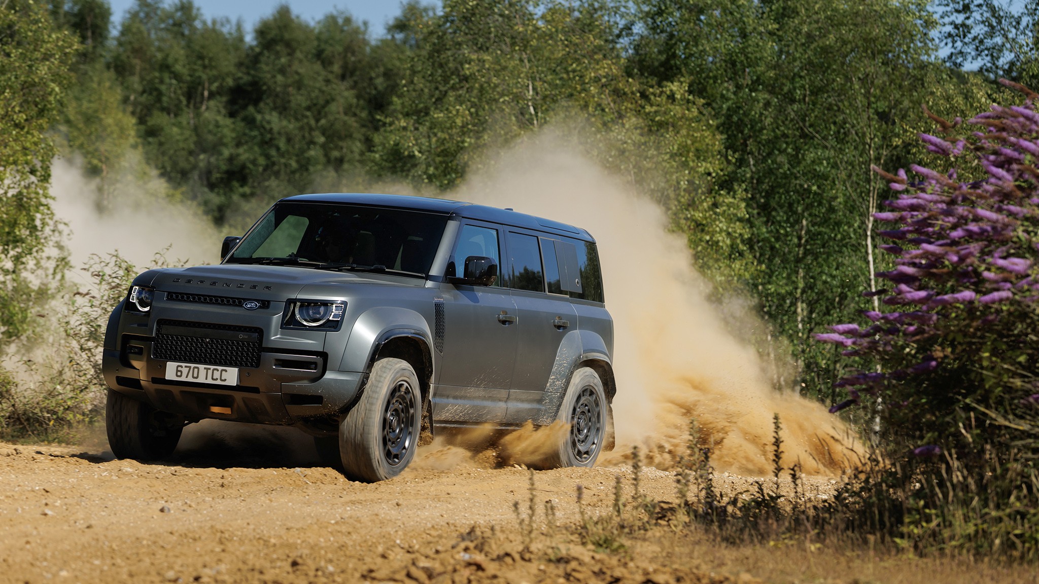 008 2026 Land Rover Defender OCTA Goodwood 2025