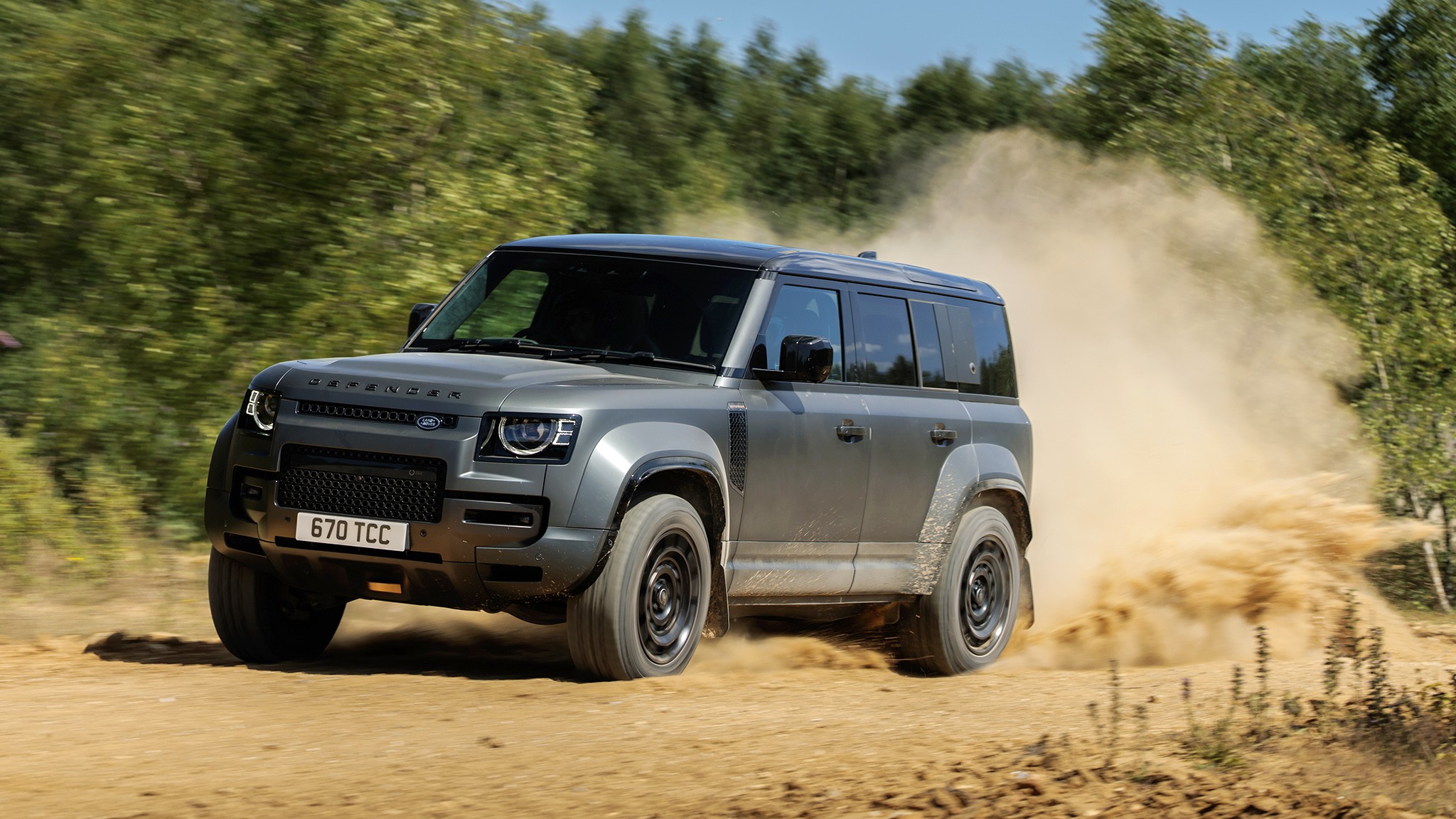 013 2026 Land Rover Defender OCTA Goodwood 2025