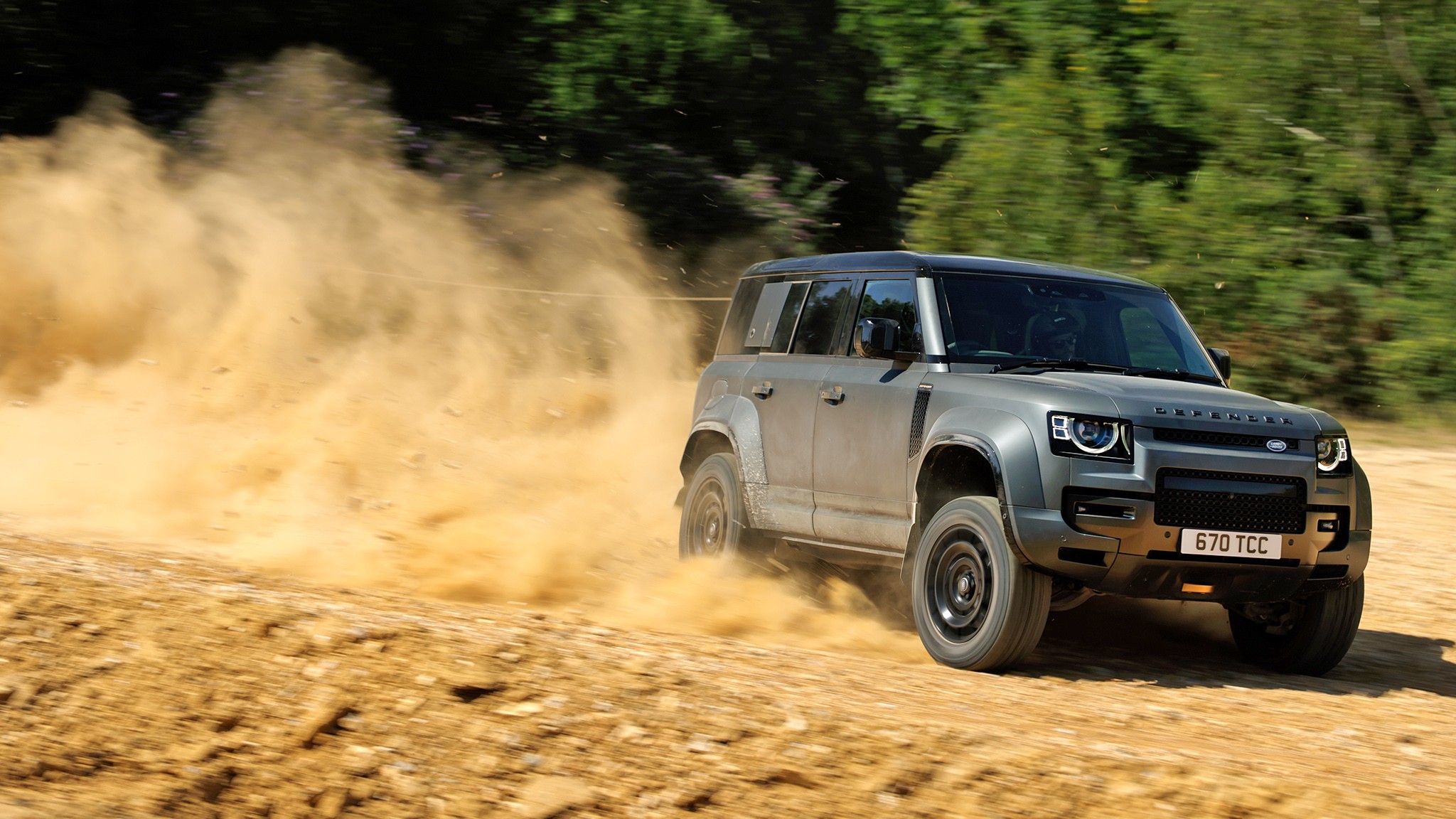 015 2026 Land Rover Defender OCTA Goodwood 2025