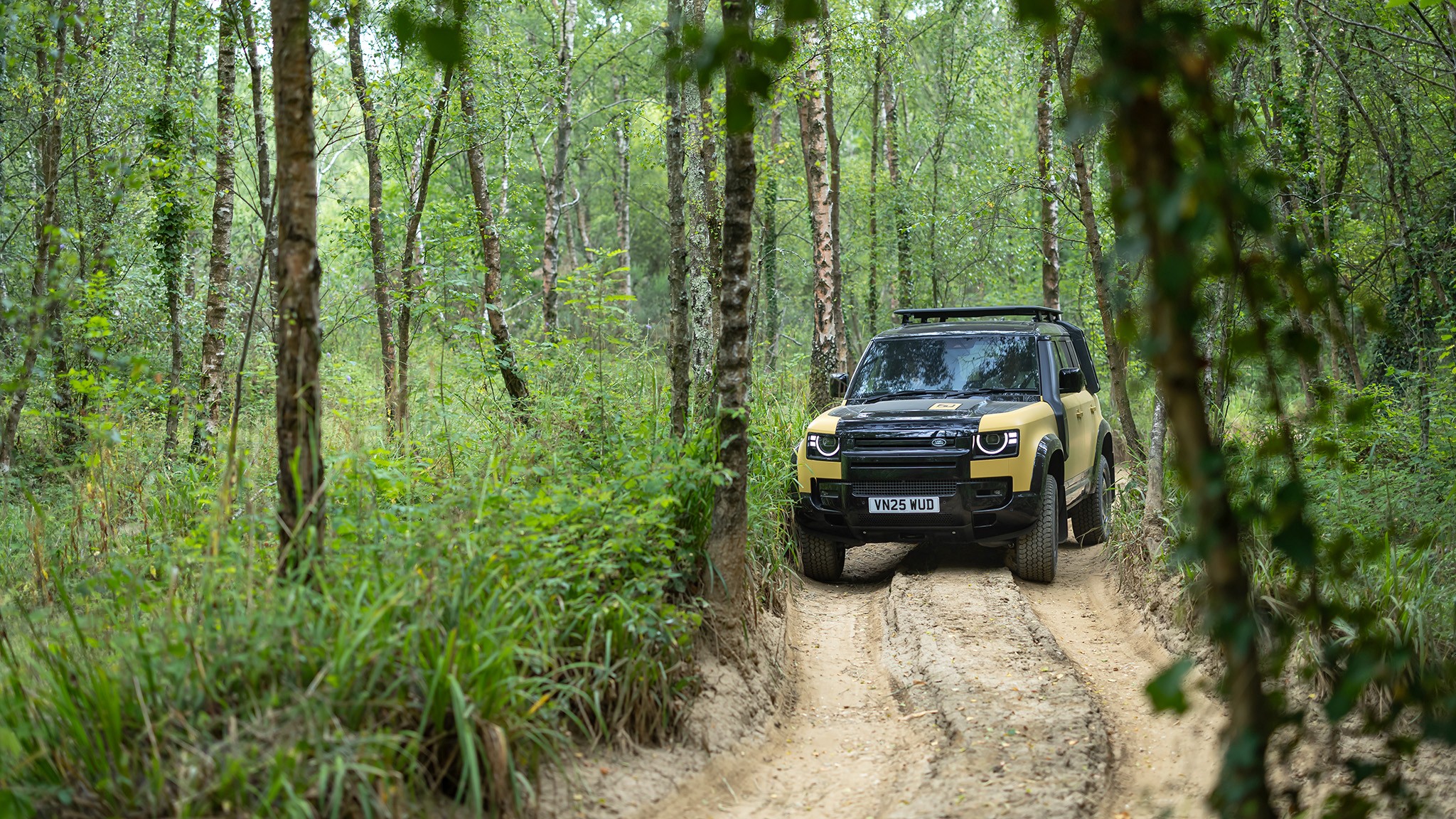 23 2026 Land Rover Defender Trophy