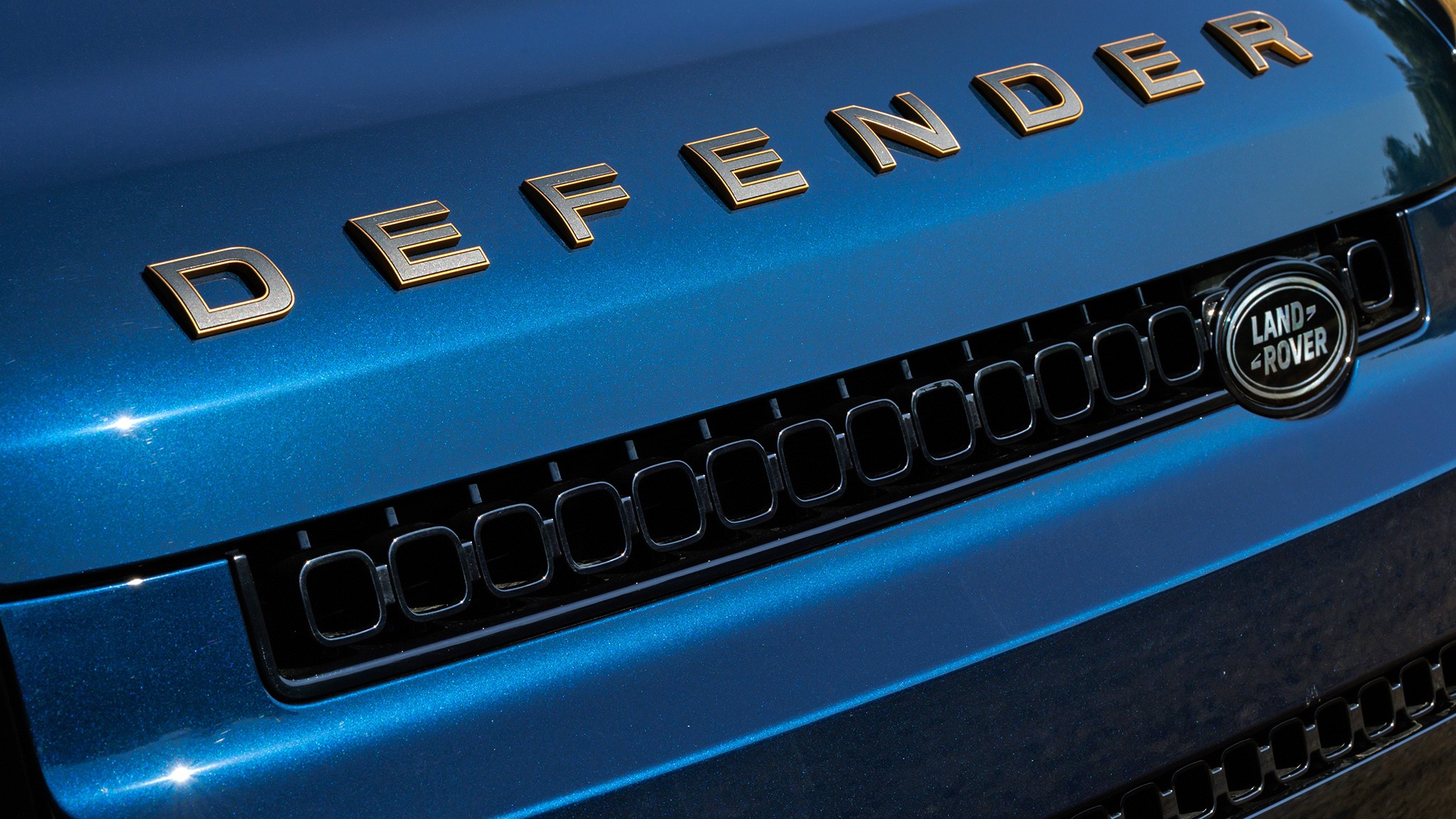 40 2026 Land Rover Defender OCTA Sargasso Blue