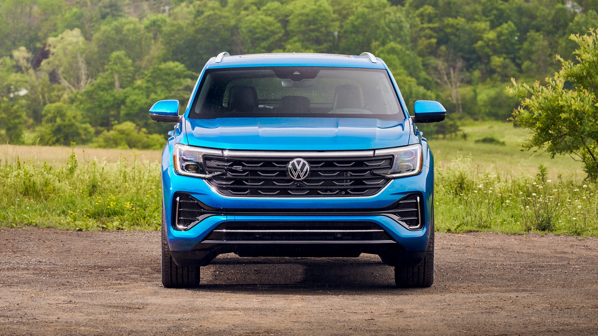 2 2026 Volkswagen Atlas Cross Sport front view