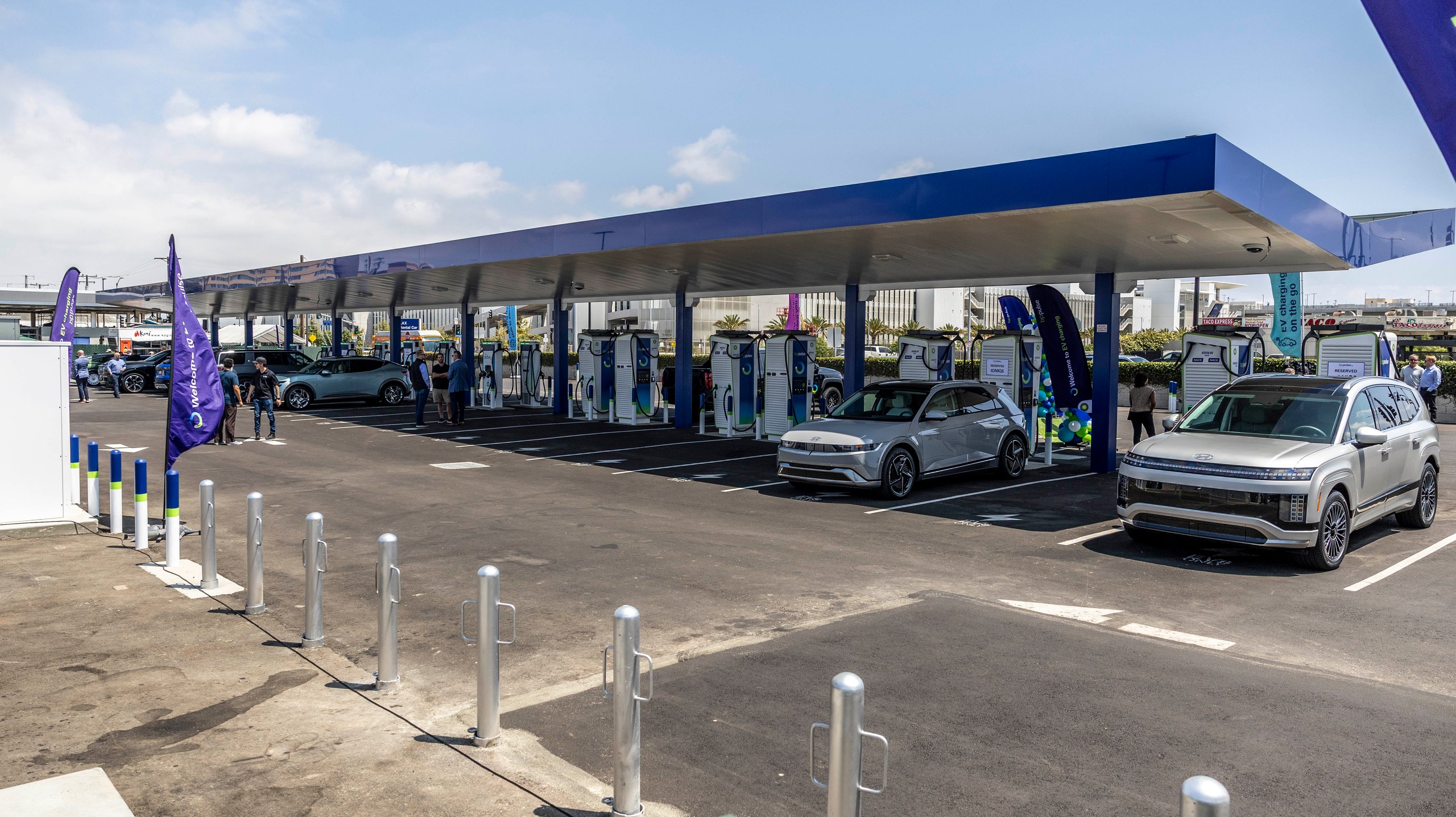 010 BP Pulse hub LAX