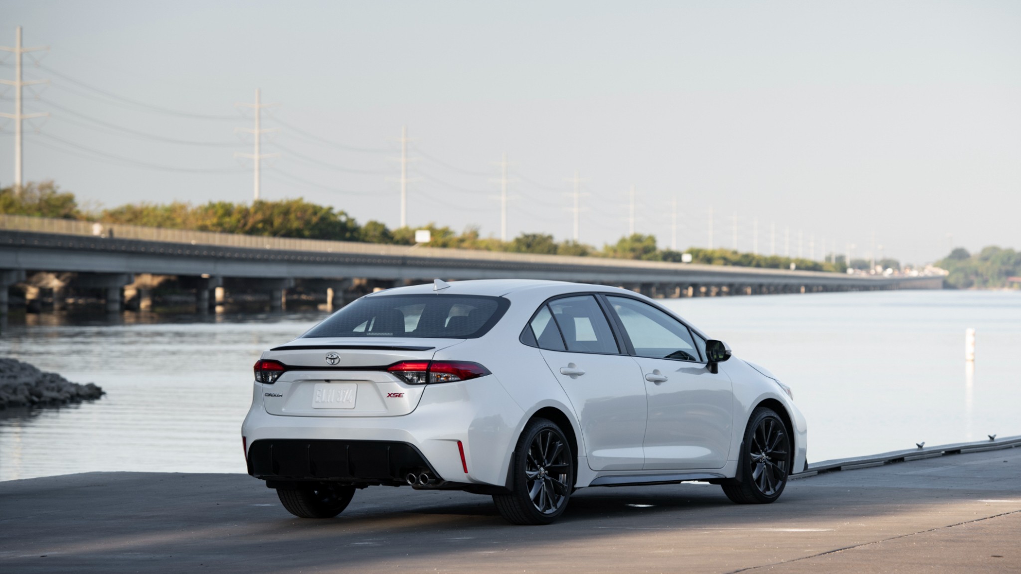 2026 Toyota Corolla Corolla Hybrid Sedan FWD AWD 21