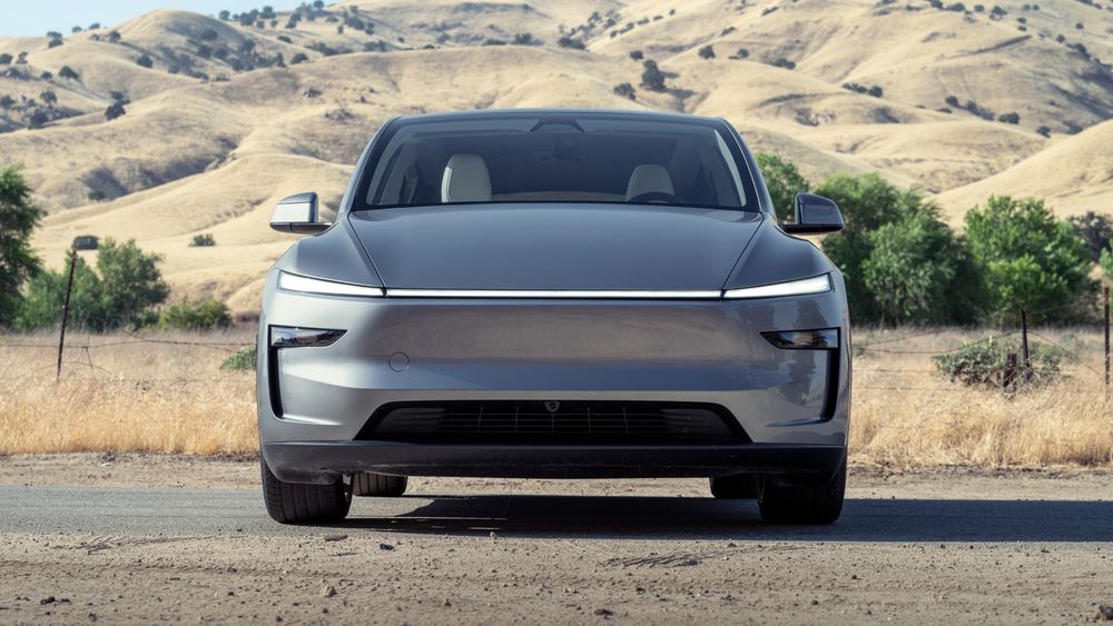 026 2025 Tesla Model Y Juniper